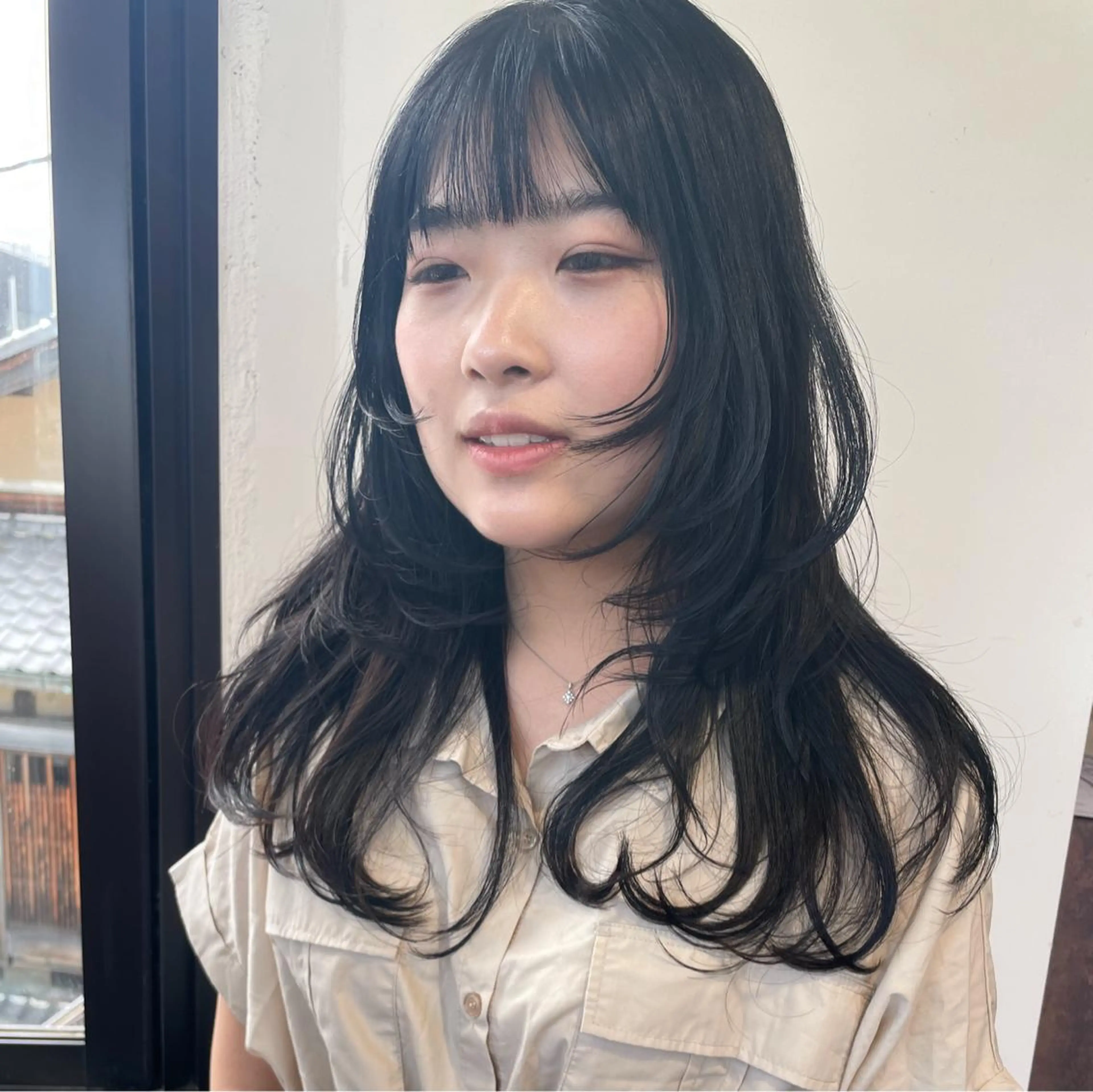 ロング カラー 顔まわりレイヤー レイヤーカット ロング 似合わせヘア🤍 面田法子のヘアスタイル