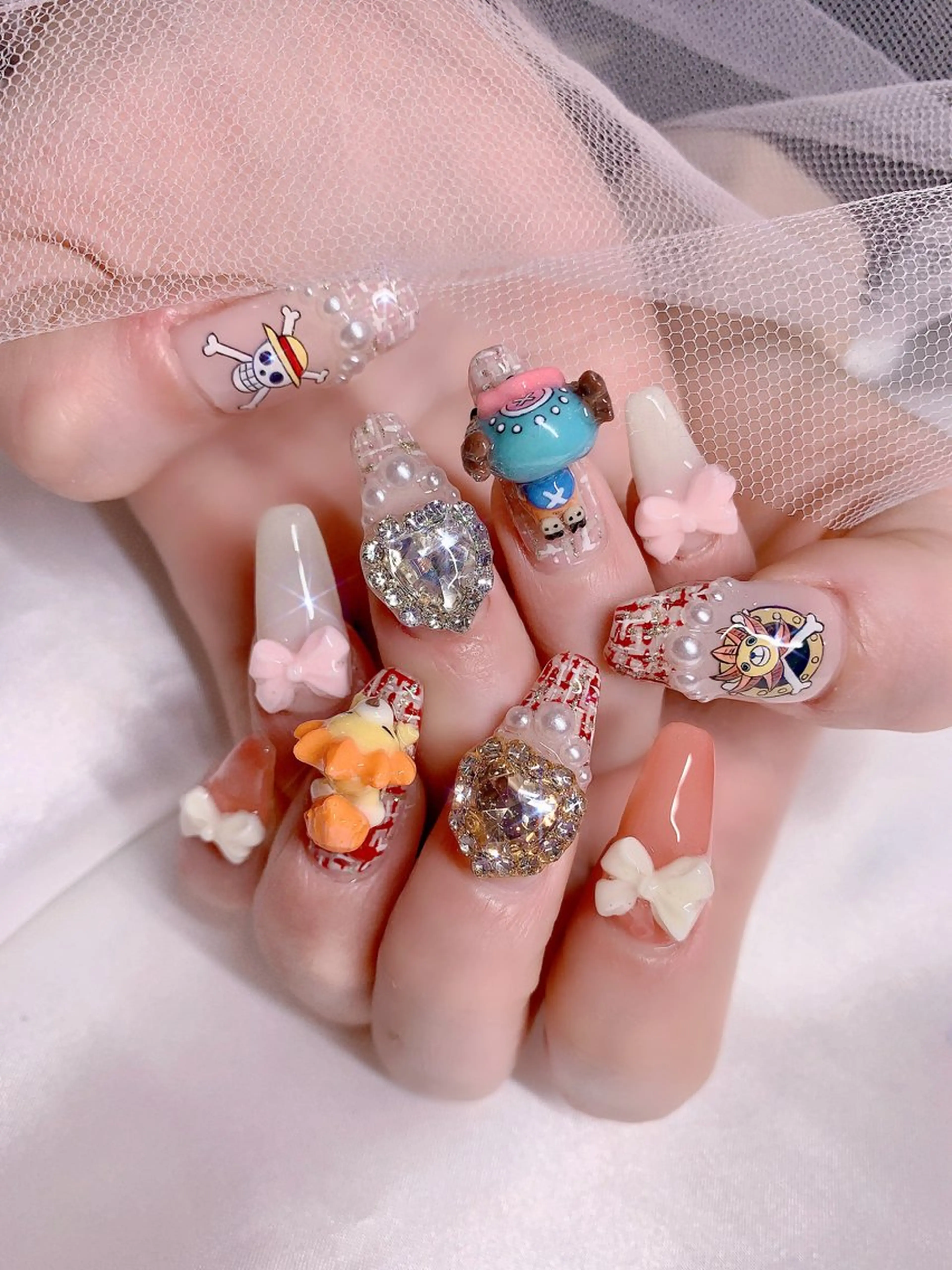 ネイル アートネイル フレンチネイル ガーリー キラキラネイル 韓国ネイル シェアサロンLei.g(レイジー)所属・3Dアートネイル💗 都築レナのネイルデザイン