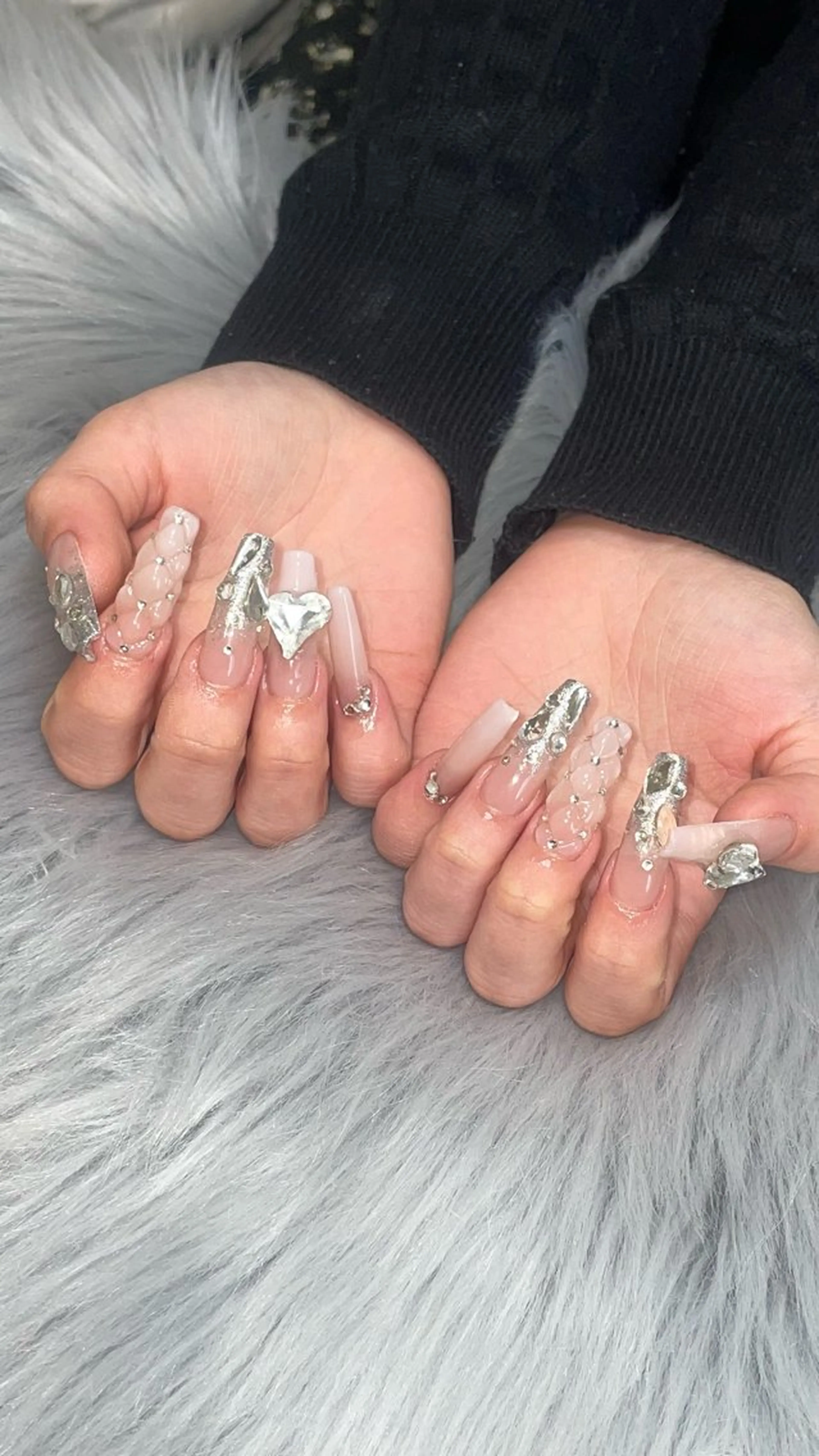 ネイル ラメ(グリッター) RICO NAIL所属・RICO Nail パーツつけ放題🌈のネイルデザイン