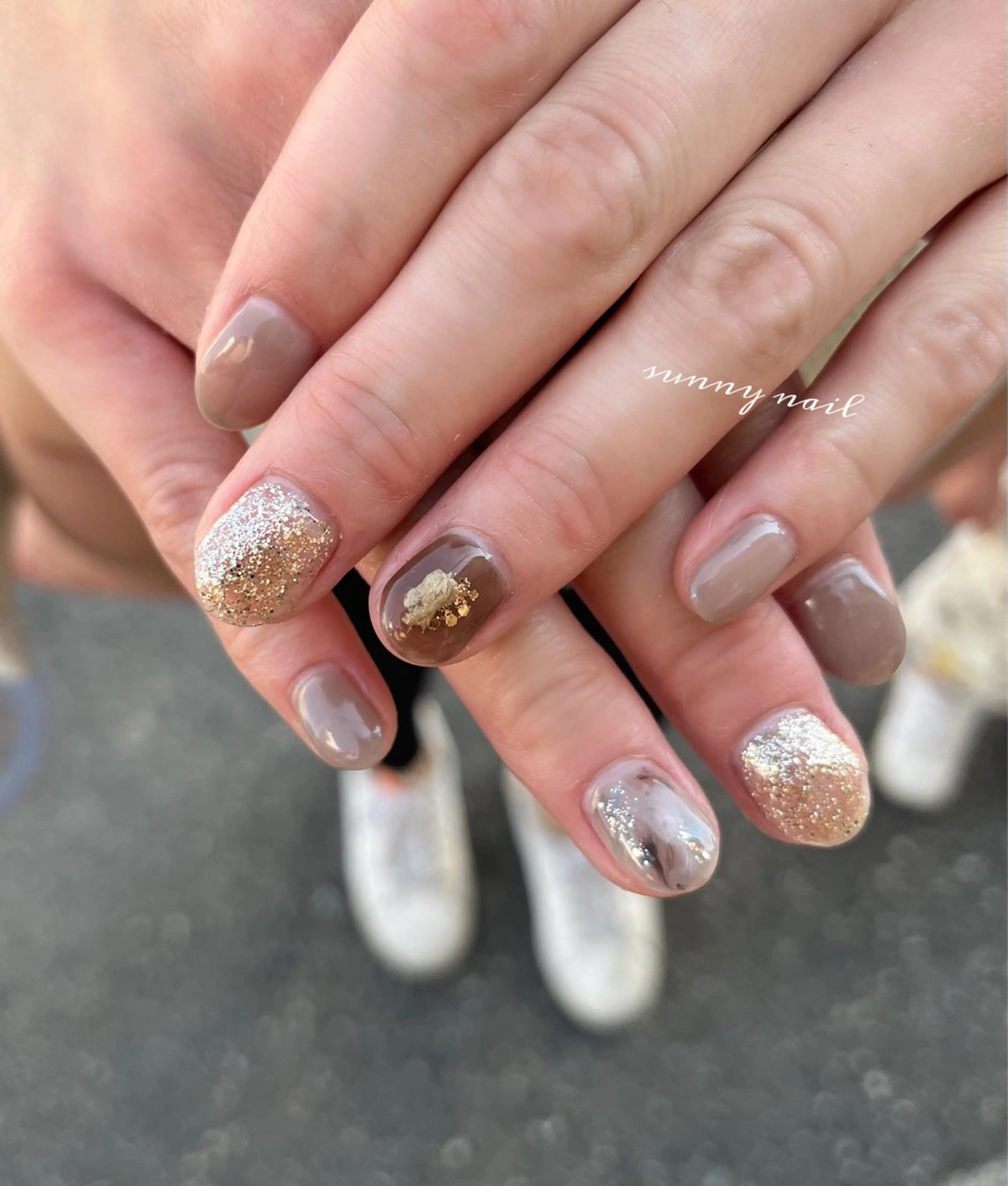 ネイル ブラウン ニュアンスネイル sunny nailのネイルデザイン