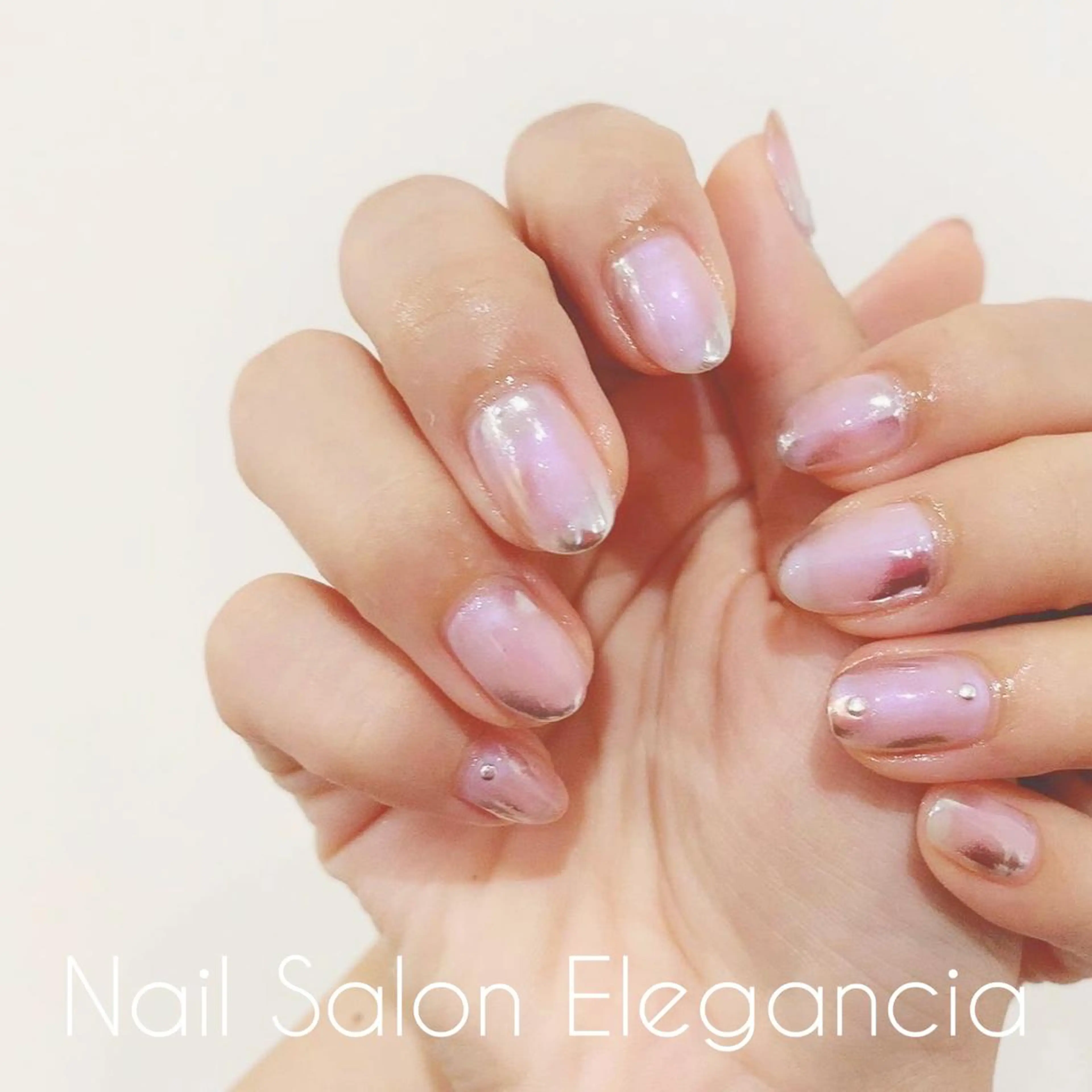 ネイル ミラーネイル ワンカラーネイル ハンドネイル Elegancia. Hiromiのネイルデザイン