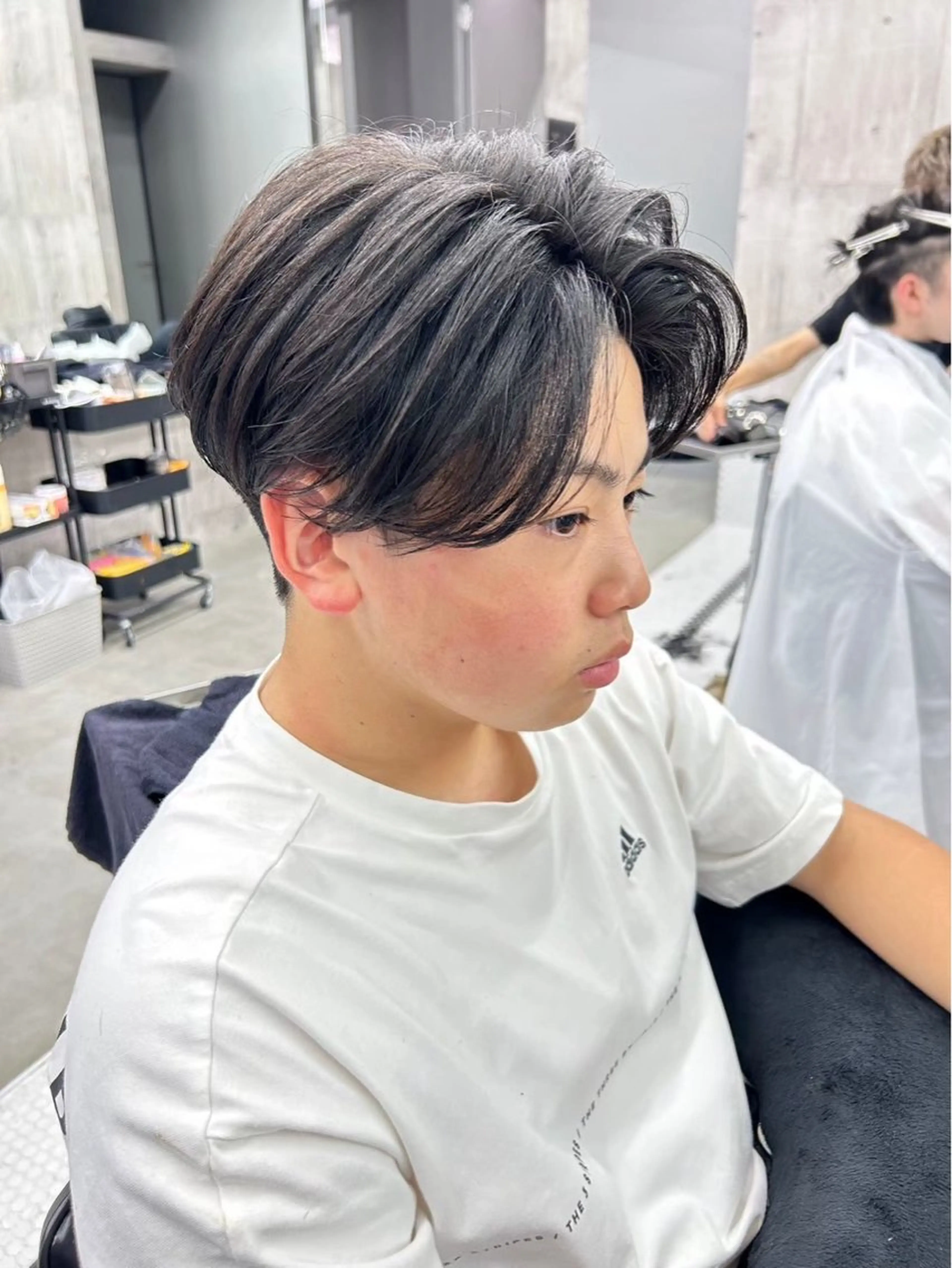 ミディアム パーマ メンズ カット パーマ カラーモデル募集中 🎨三ッ峰悠貴のヘアスタイル