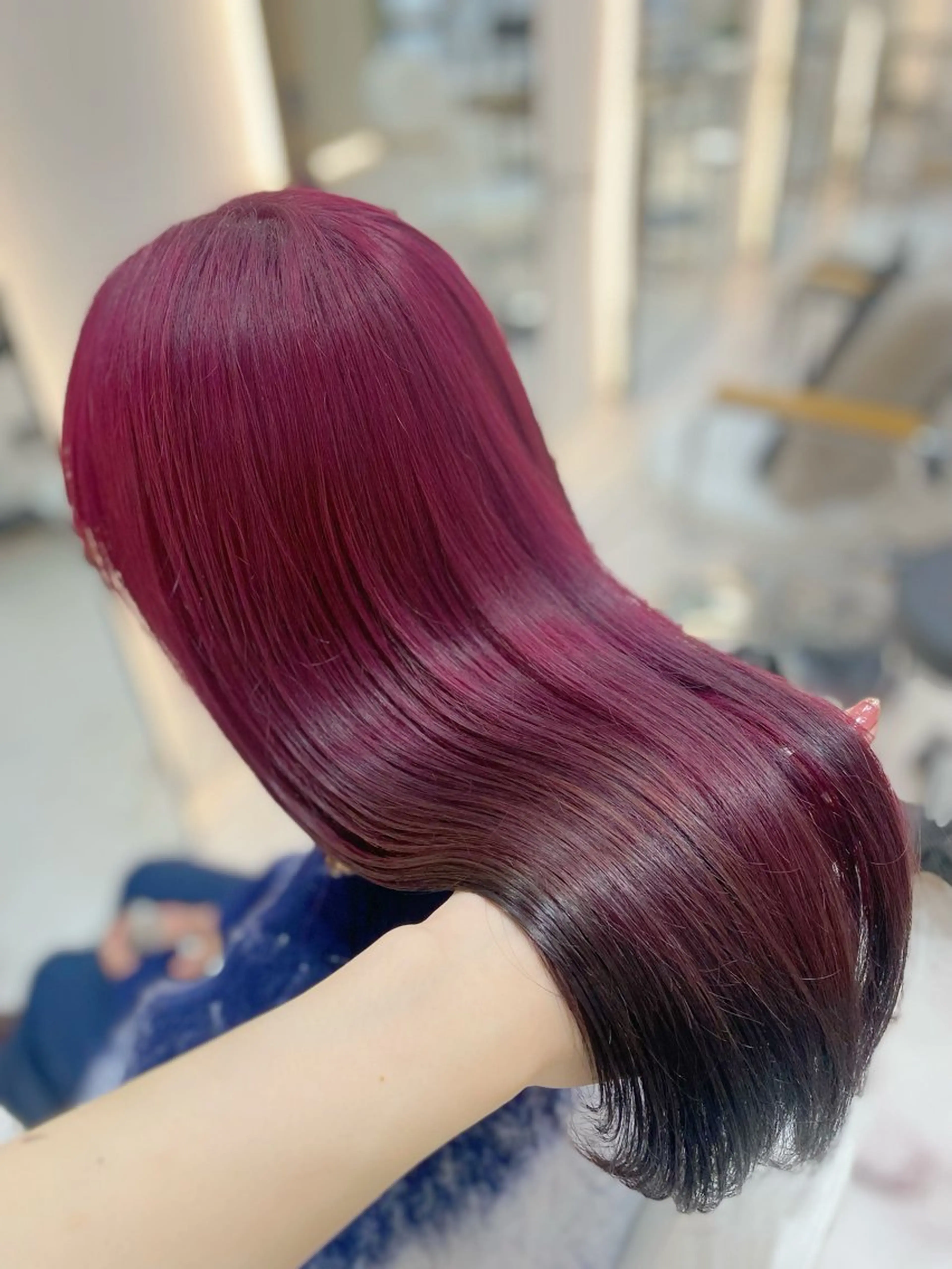 ロング カラー レッドカラー 艶髪・透明感カラー・ 韓国ヘア・Yuriのヘアスタイル