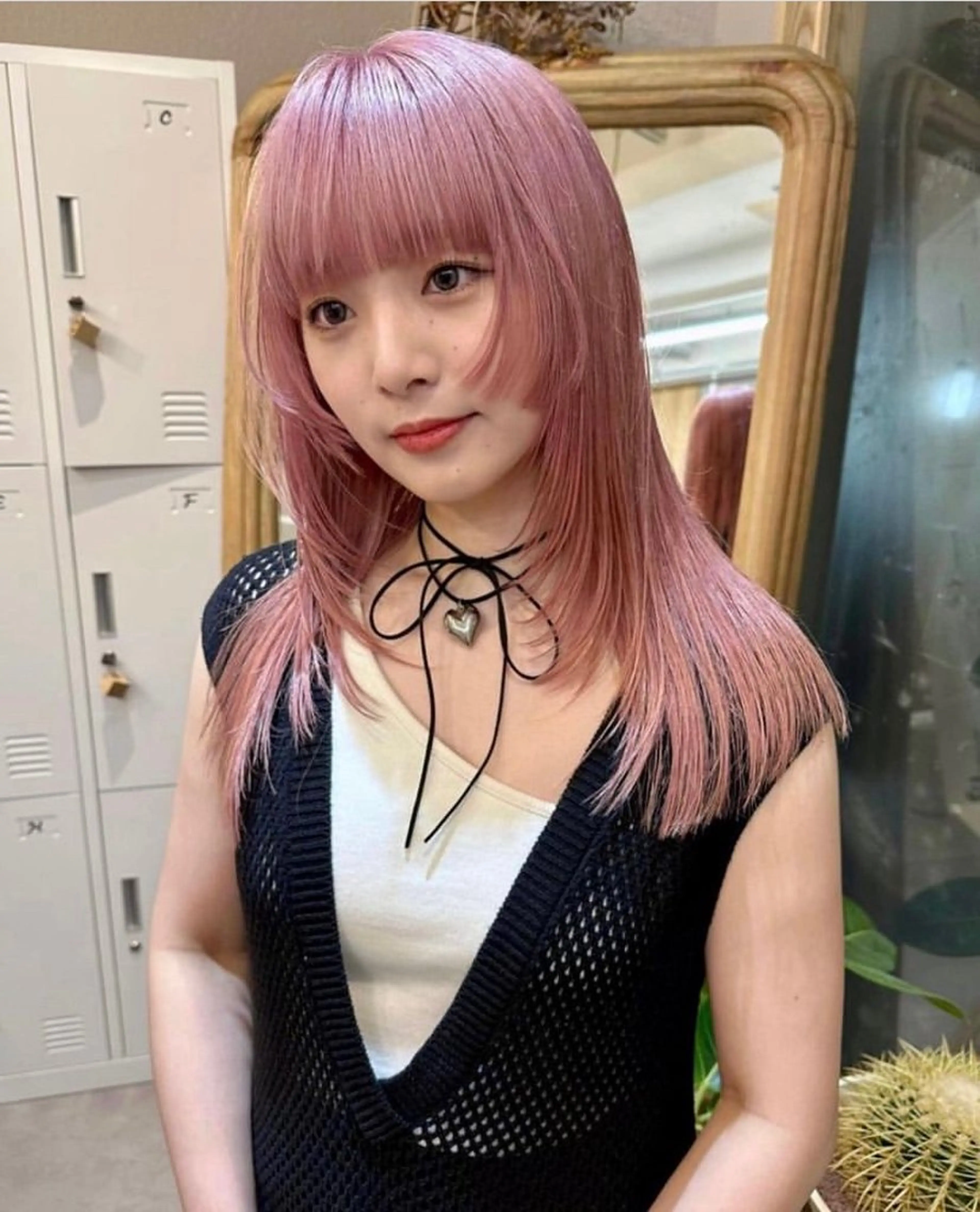 カラー ピンクカラー ホワイトピンク cope'u みゆのヘアスタイル