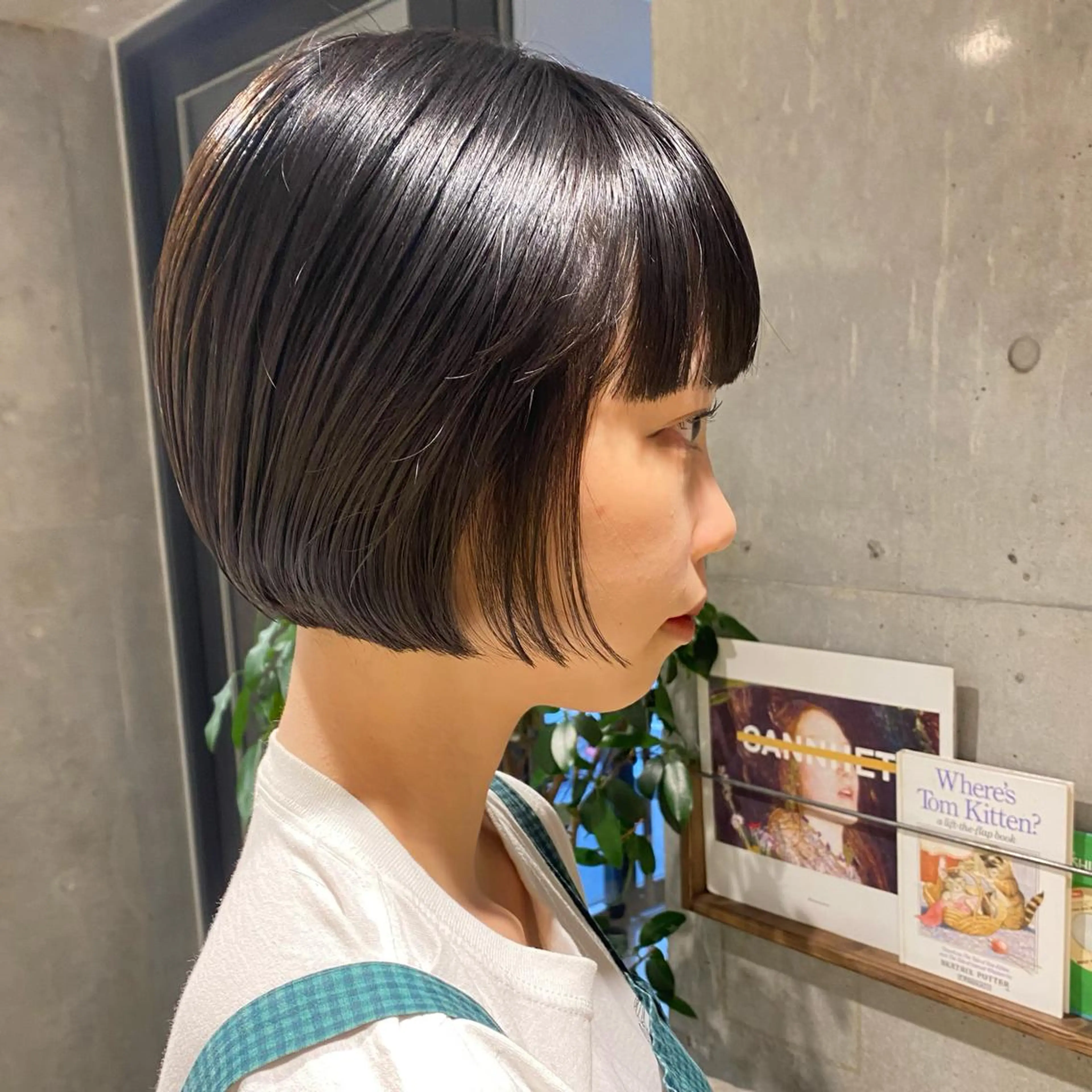 ショート ボブ Yahiko ハイトーンのヘアスタイル