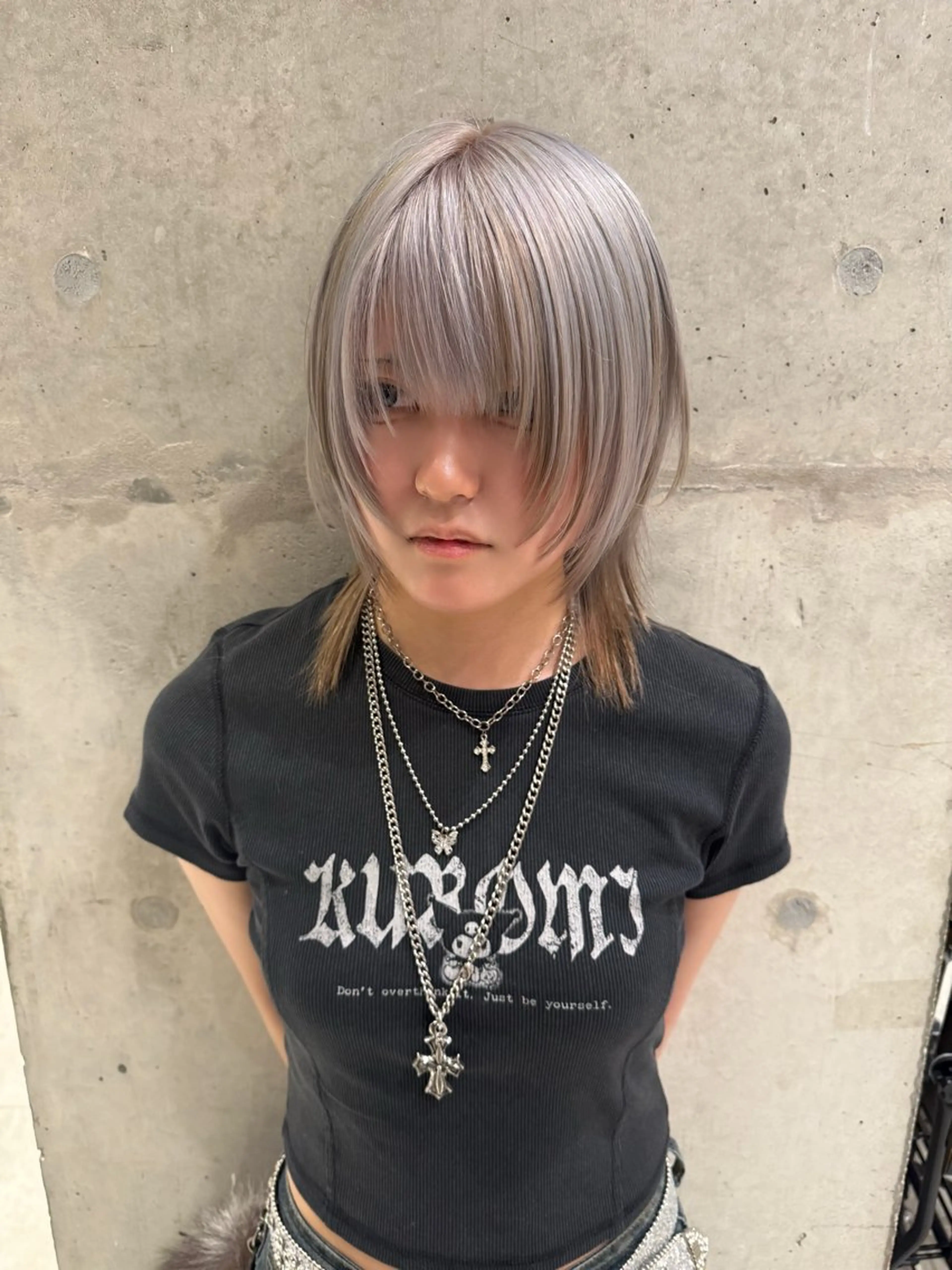 ミディアム ウルフカット Null原宿店所属・原 優季のヘアスタイル