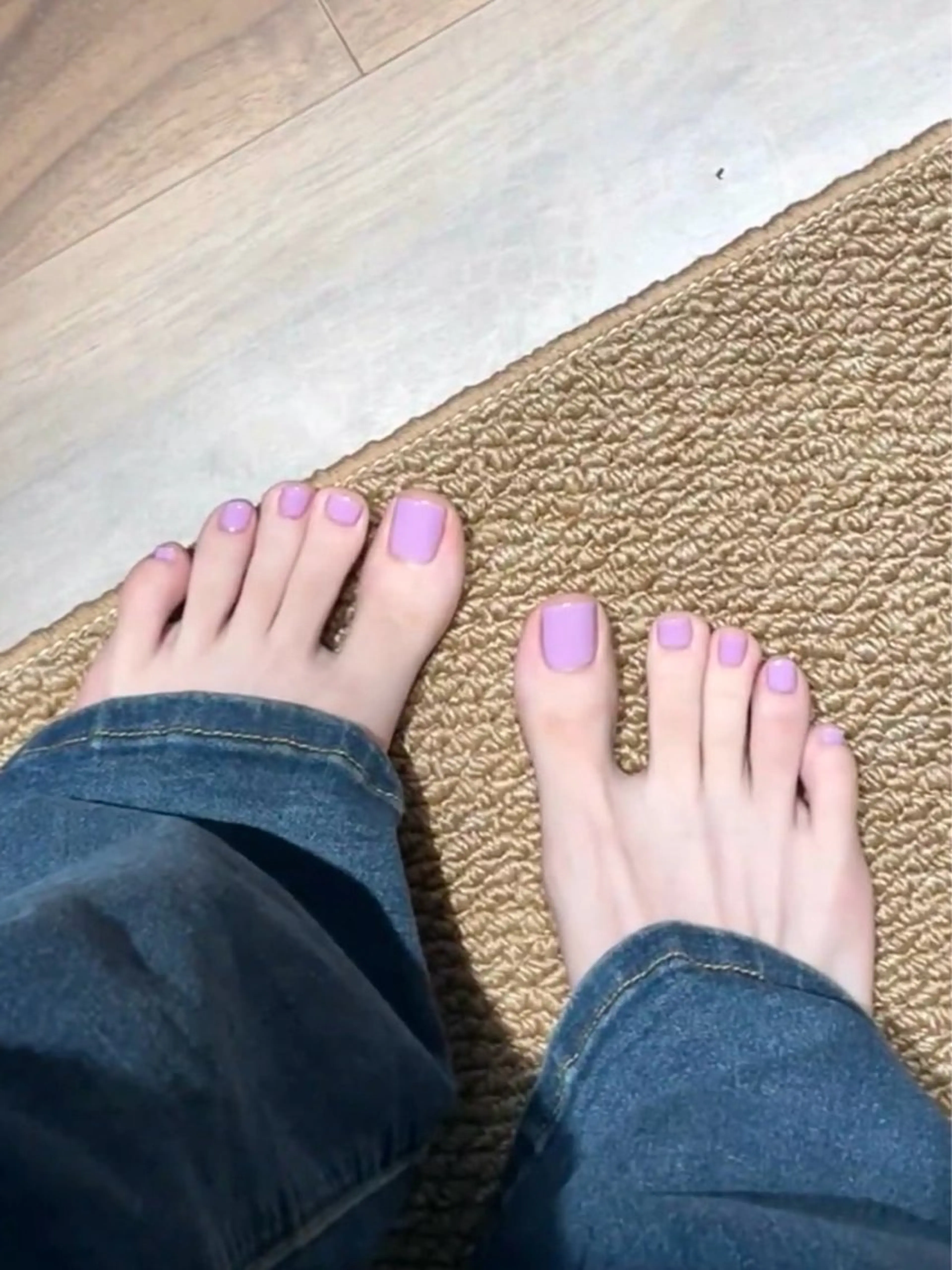 ネイル フットネイル つ きのネイルデザイン