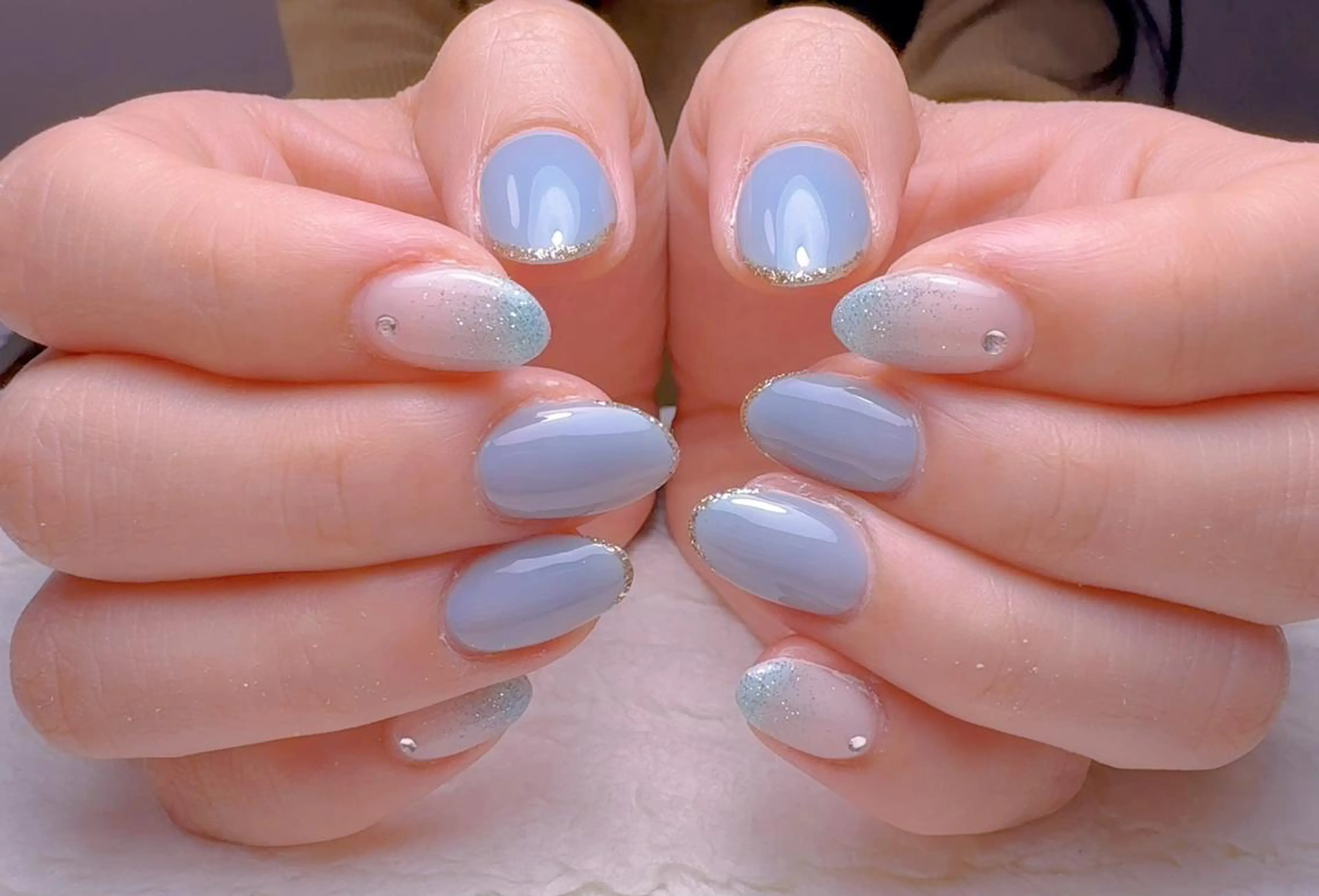 ネイル キラキラネイル 韓国ネイル オフィスネイル ハンドネイル For U nail スカルプ専門店のネイルデザイン
