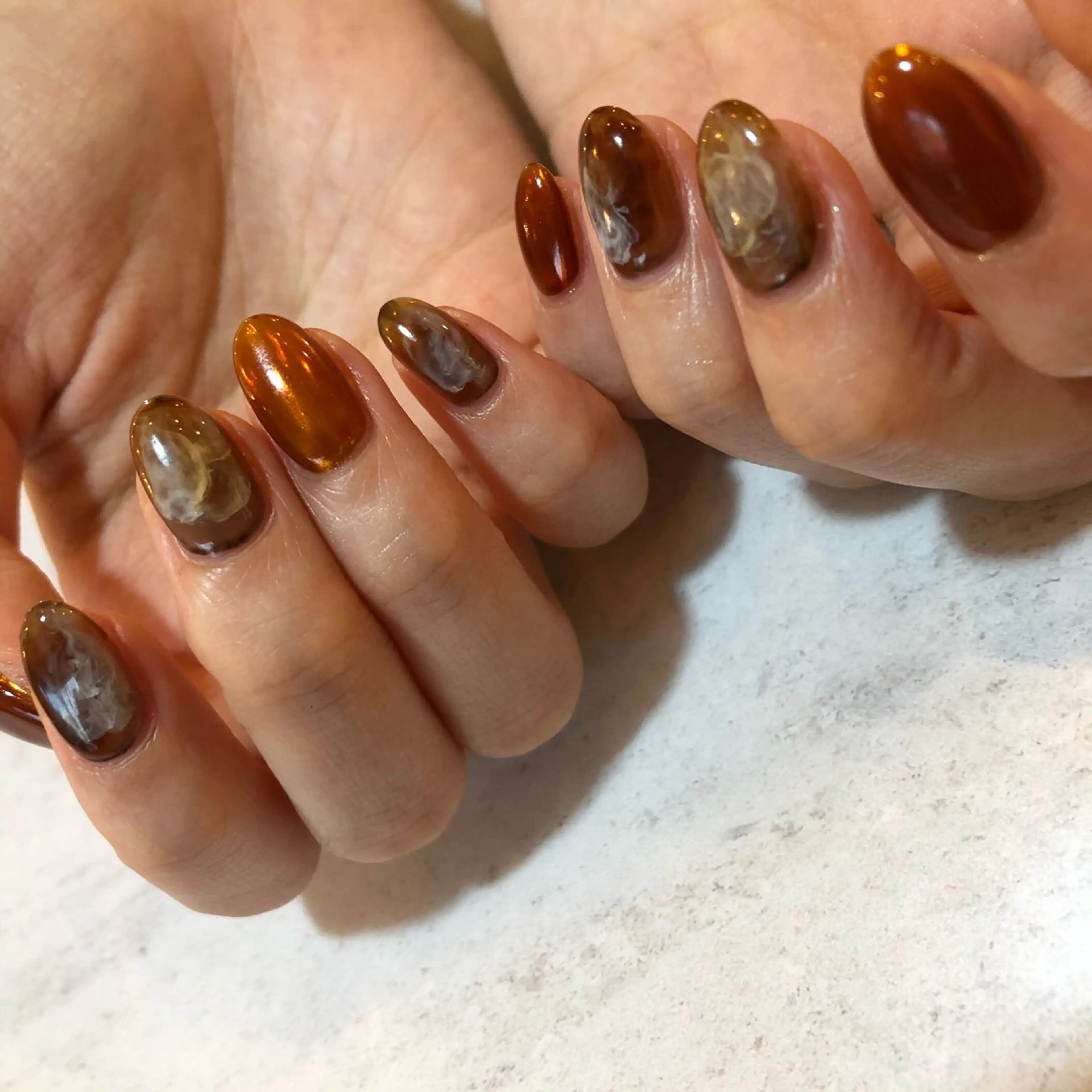ネイル ブラウン ミラーネイル ニュアンスネイル ハンドネイル フットネイル 🌕akuri🌖 nuance/専門のネイルデザイン