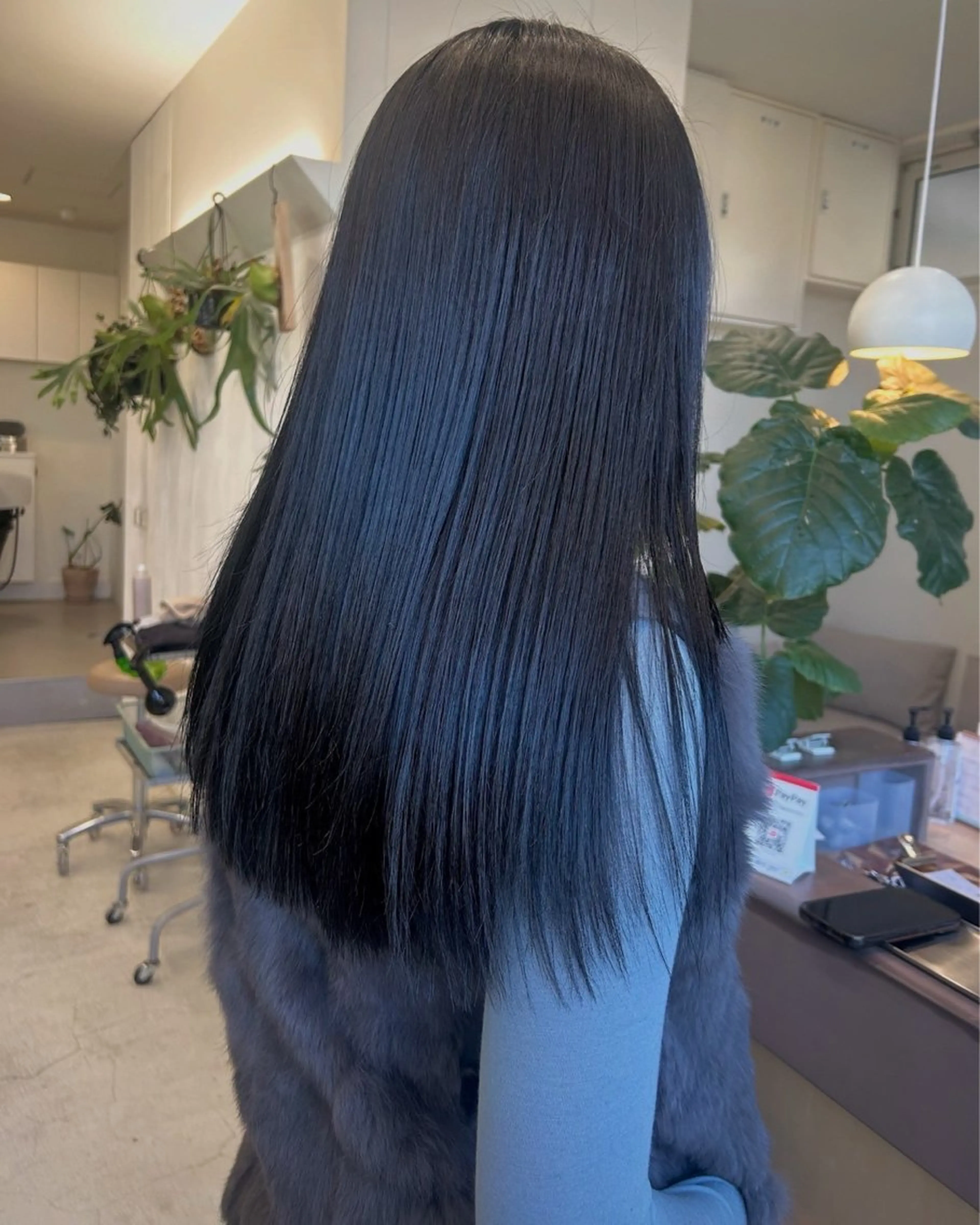 ロング カラー ブルーカラー rion🪽 /ワンカラーのヘアスタイル