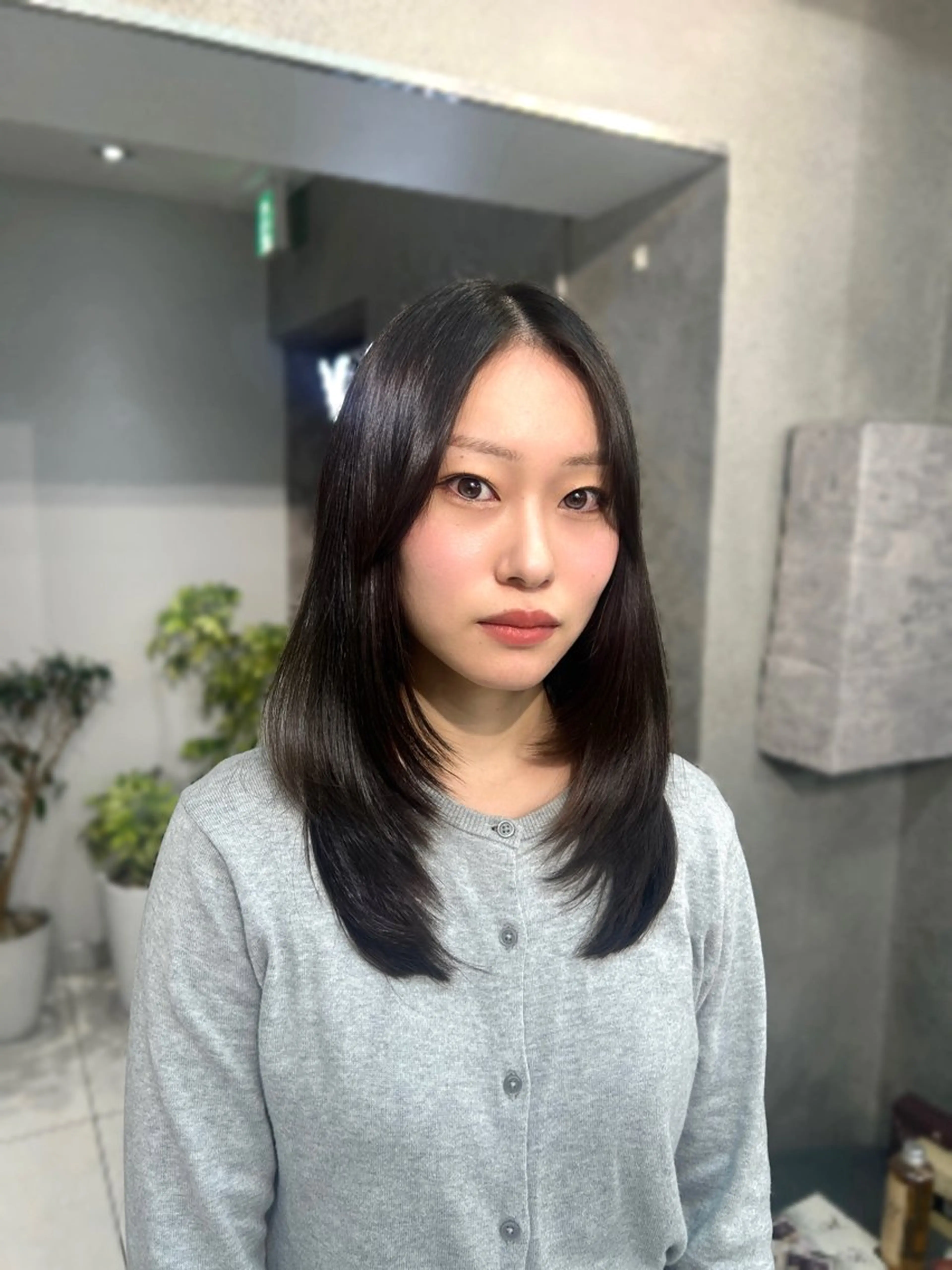 セミロング レイヤー×ツヤカラー 渋谷/kougaのヘアスタイル