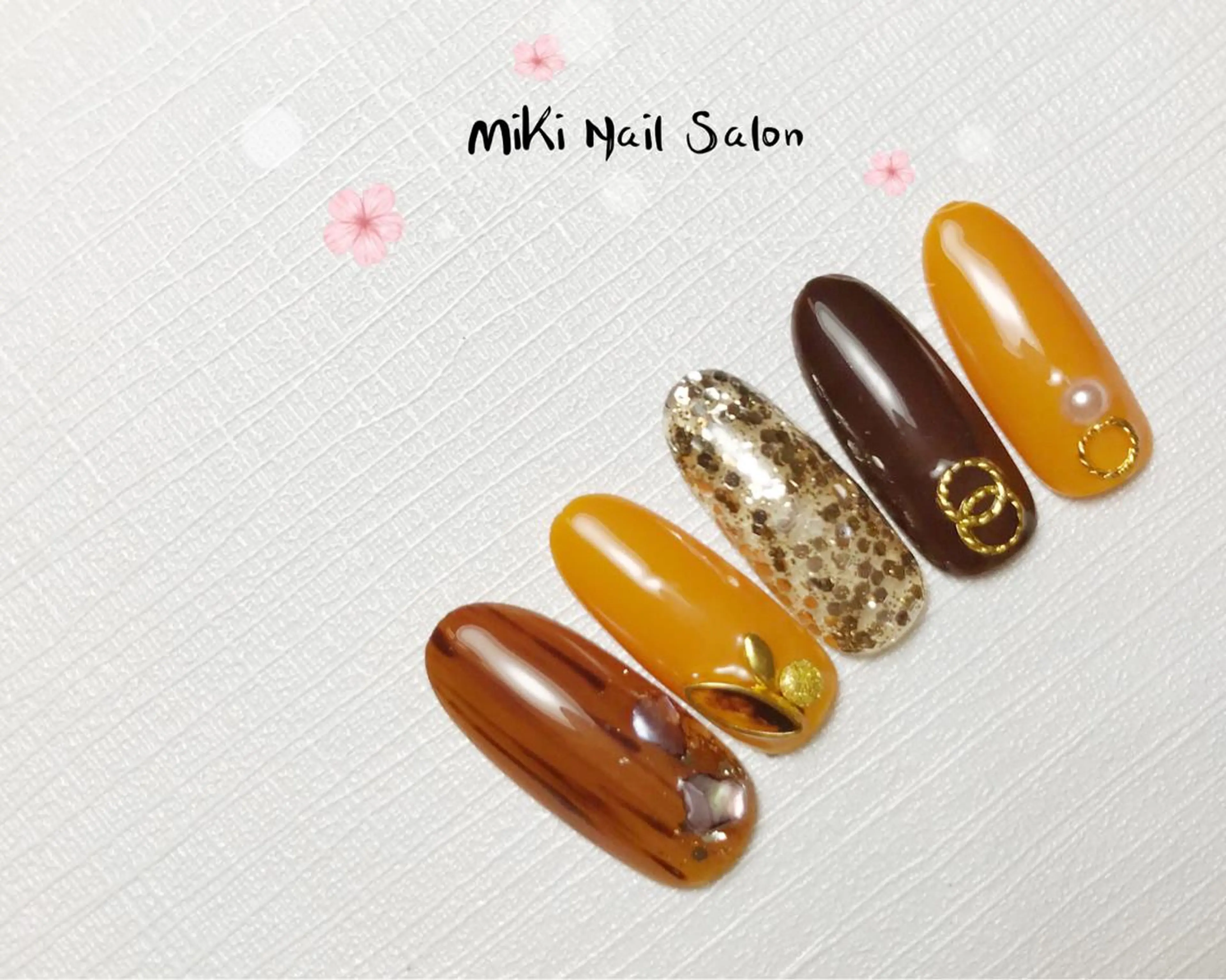 ネイル MiKi Nai池袋 長さだし得意のネイルデザイン