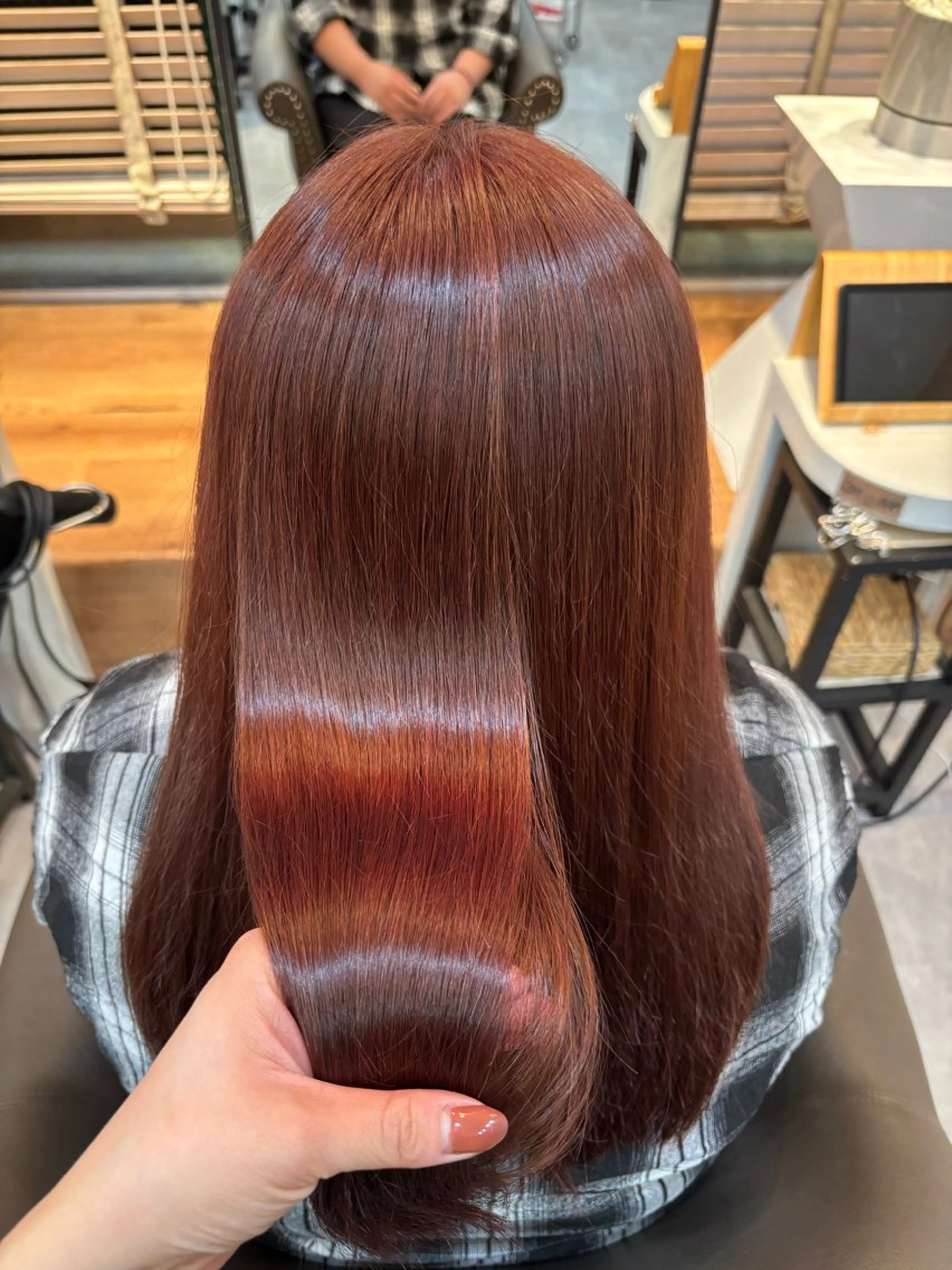 ロング カラー 日髙 愛華のヘアスタイル