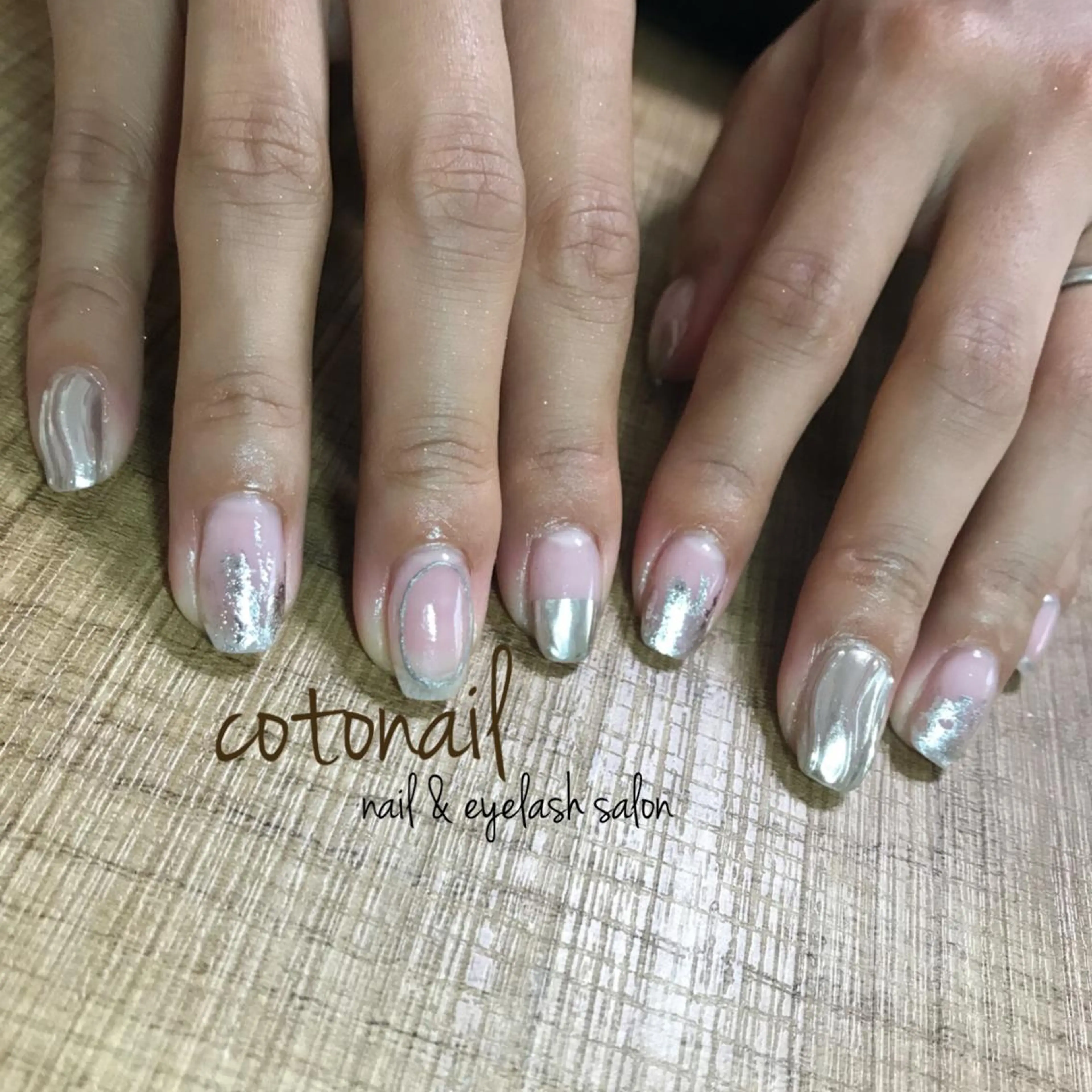 セミロング ネイル アートネイル ハンドネイル ツメトマツゲ .のネイルデザイン