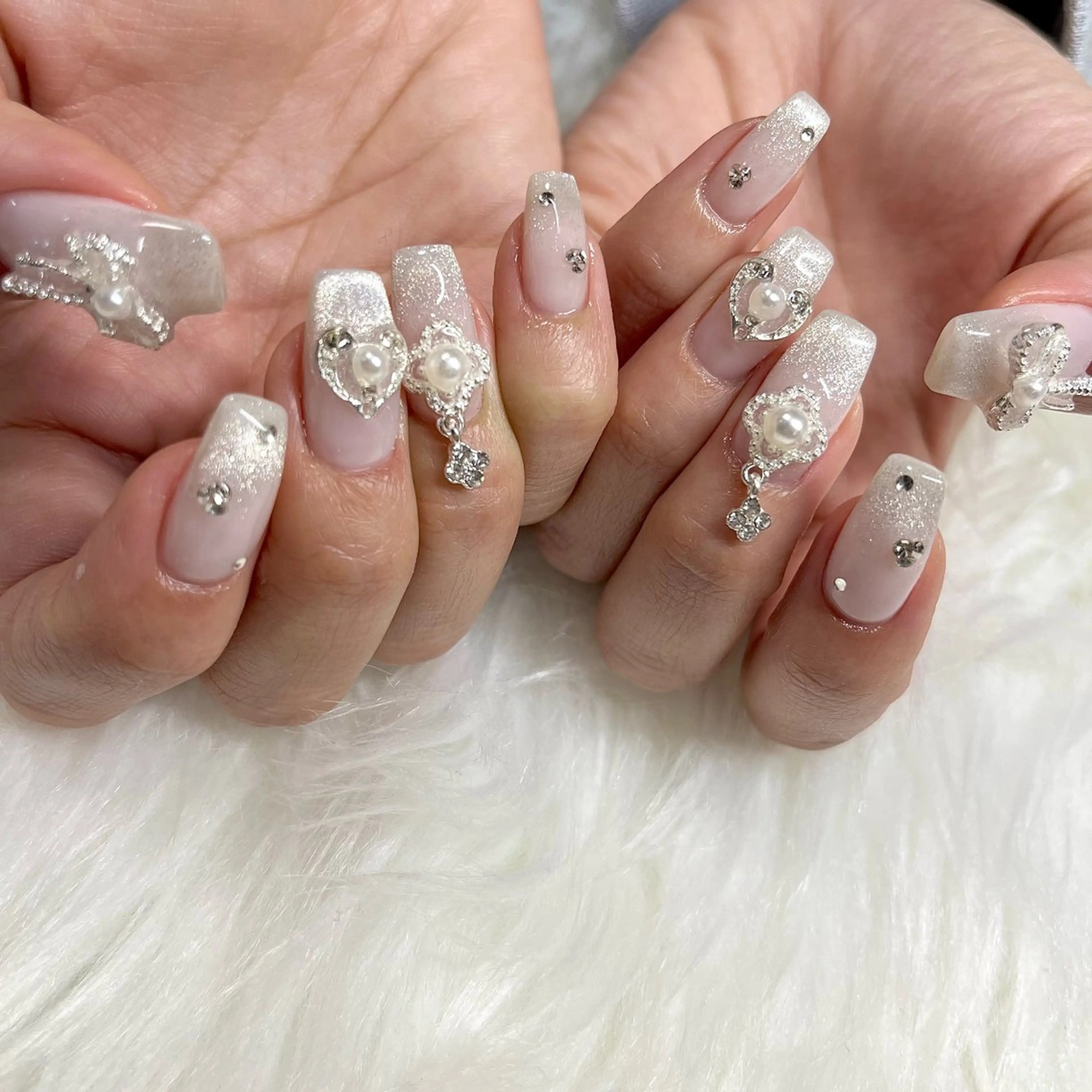 ネイル マグネットネイル 持ち込み ハンドネイル Chipi Nailのネイルデザイン
