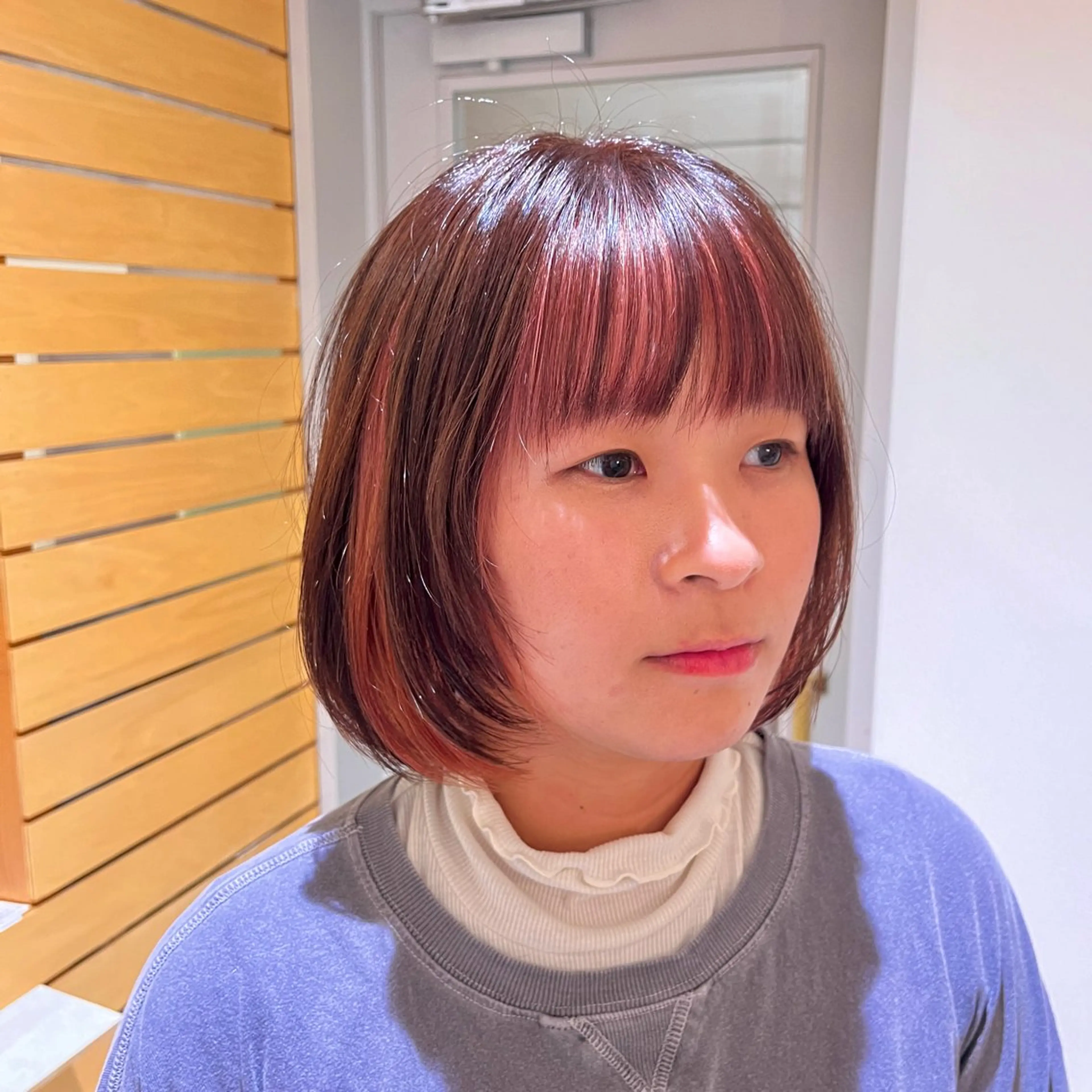ショート カラー ブリーチ ヘアカラー トリートメント RUBEUS【ルベウス】所属・✨艶々カラー🎨 杉本賢人のヘアスタイル