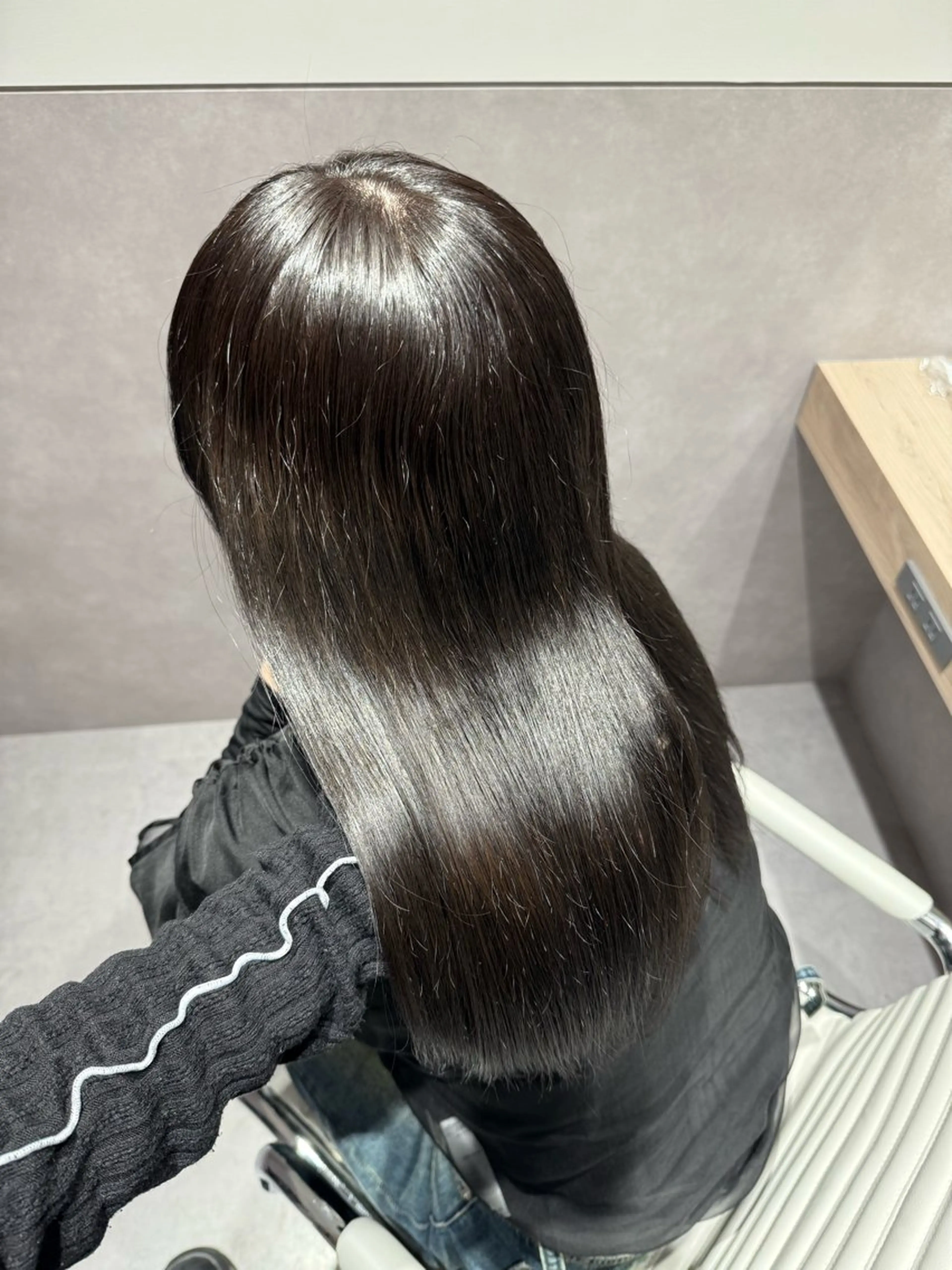 ロング カラー ヘアアレンジ 黒髪 カット ヘアカラー トリートメント ヘアセット ippo所属・💎韓国ヘア/ 艶カラー💎souのヘアスタイル
