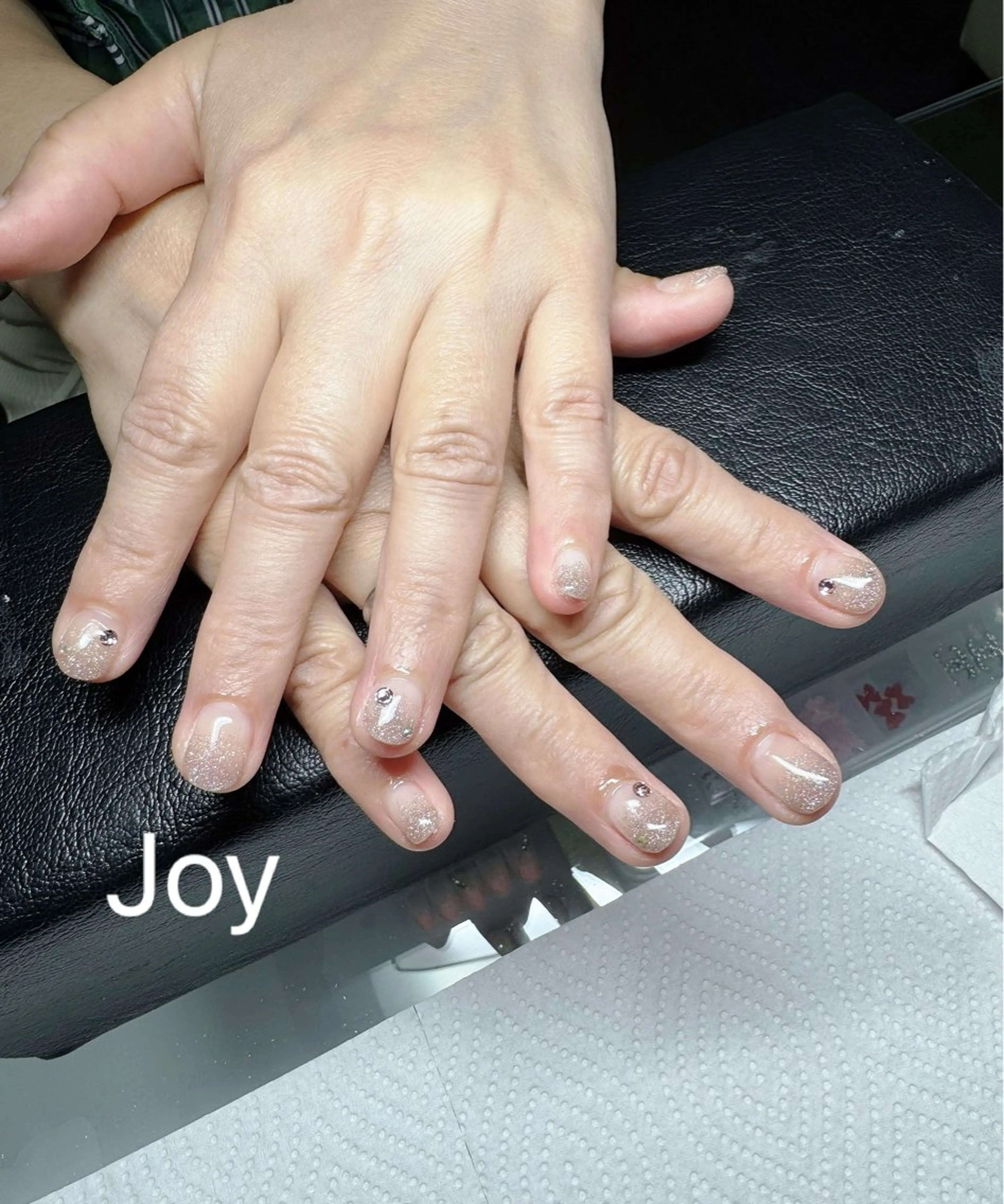 ネイル フラッシュネイル グラデーション ストーンネイル Nail Salon JOYのネイルデザイン
