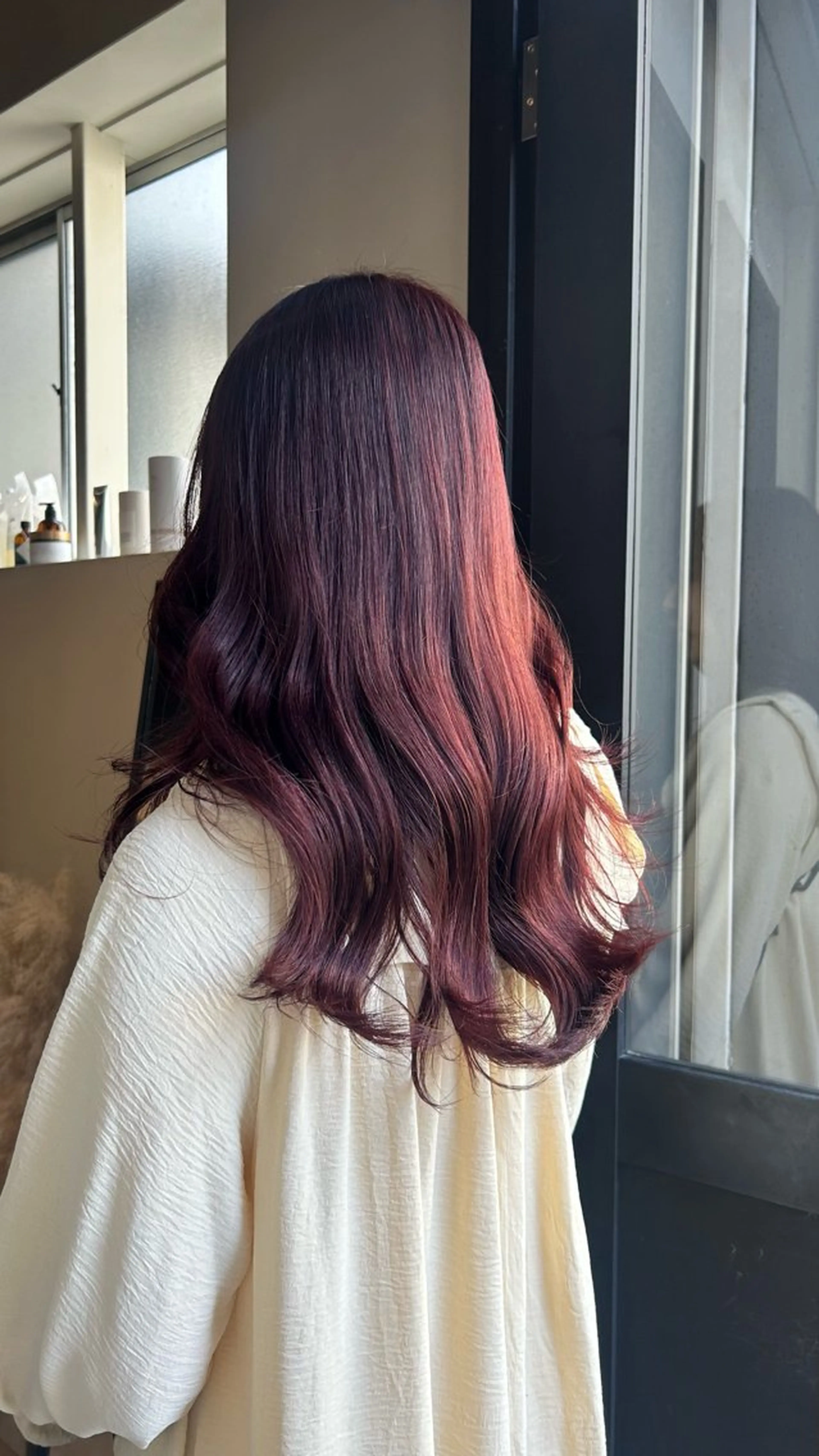 ロング カラー 新貝楓🌀 透明感カラーのヘアスタイル
