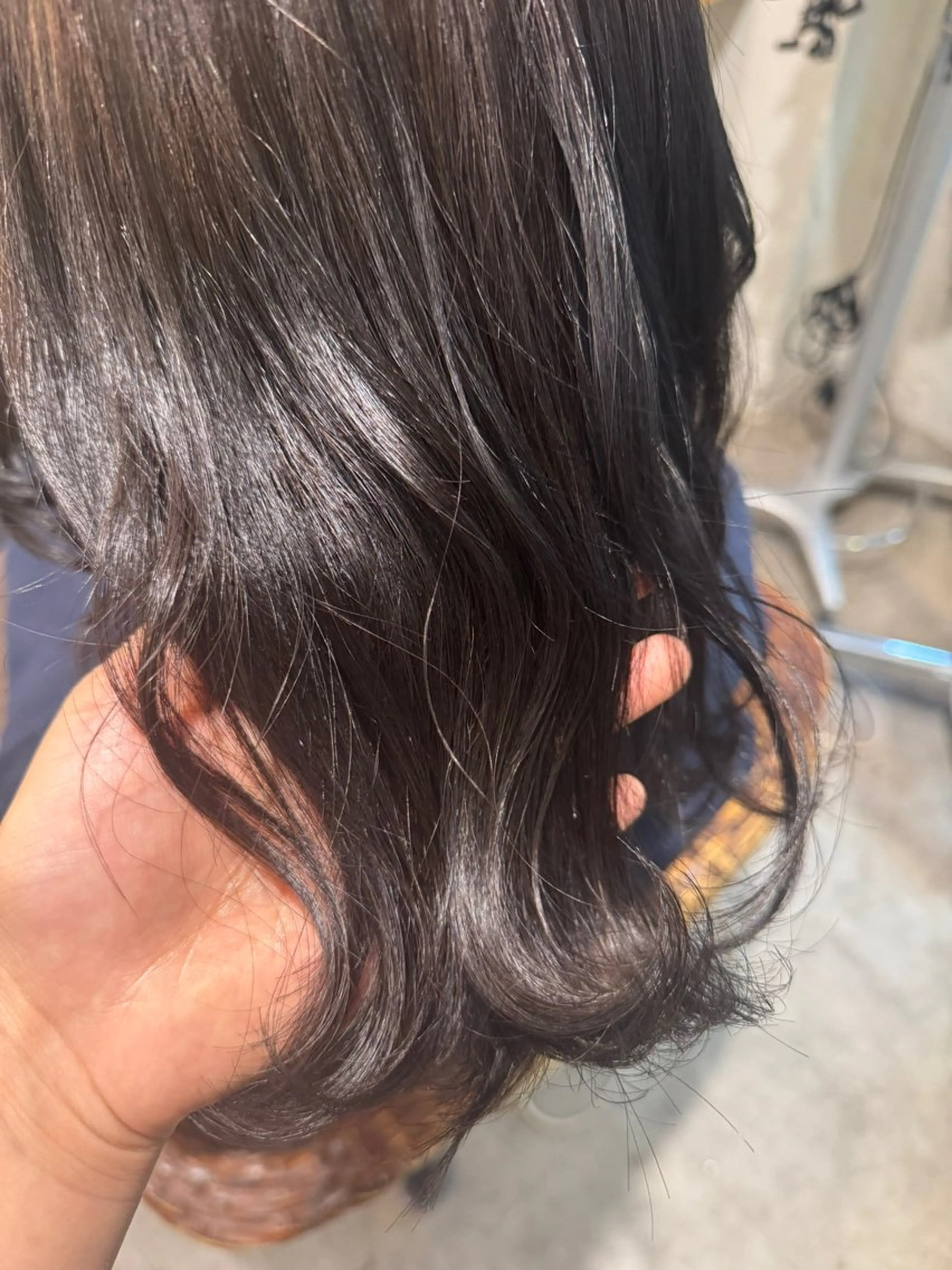 セミロング カラー ヘアカラー トリートメント red neo あいりのヘアスタイル
