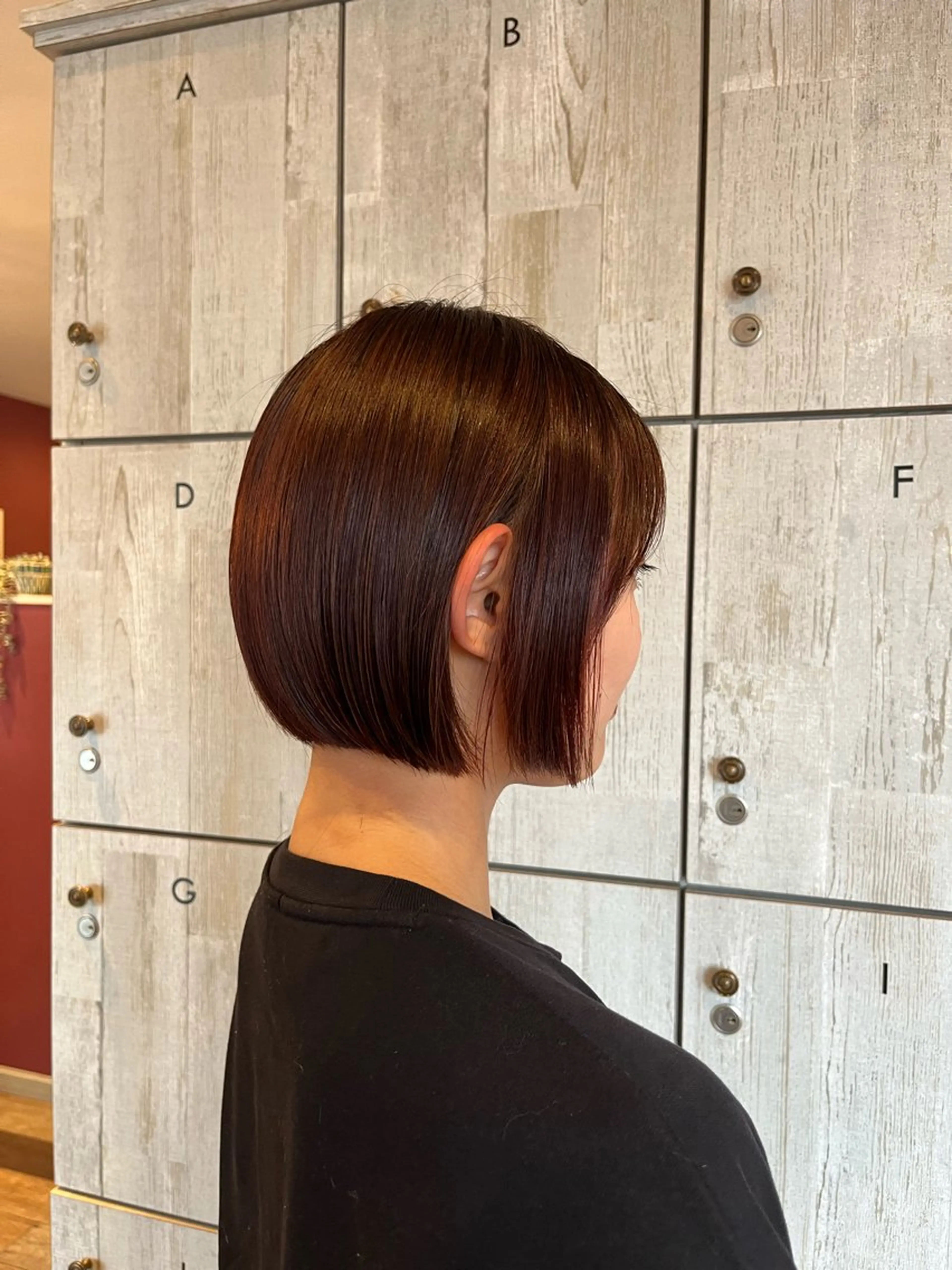 ショート カラー ブラウンカラー カシス ボブ カット 顔まわり/オフィス カラー/青栁優🔆のヘアスタイル
