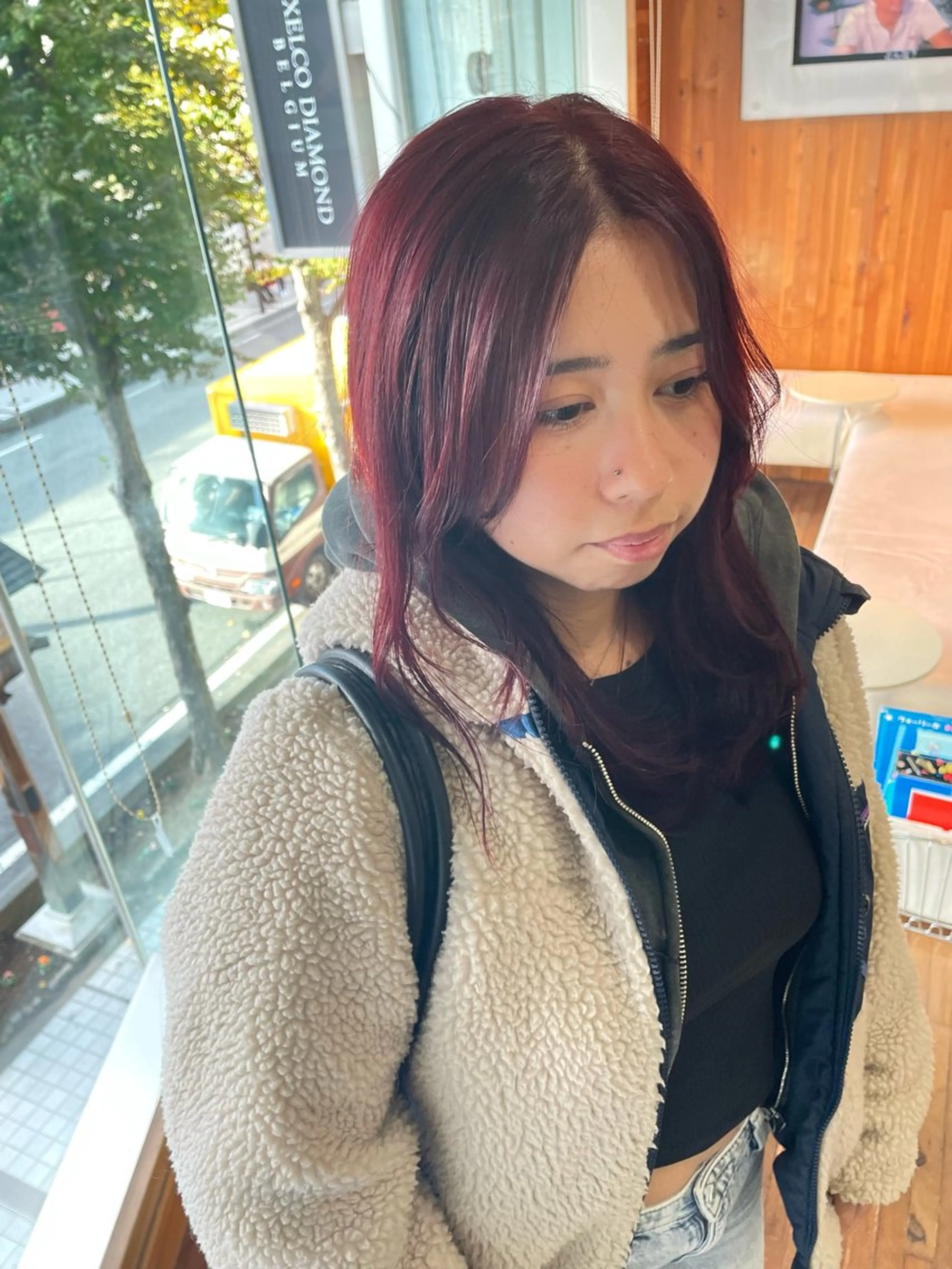 カラー ヘアカラー トリートメント 中村 碧のヘアスタイル