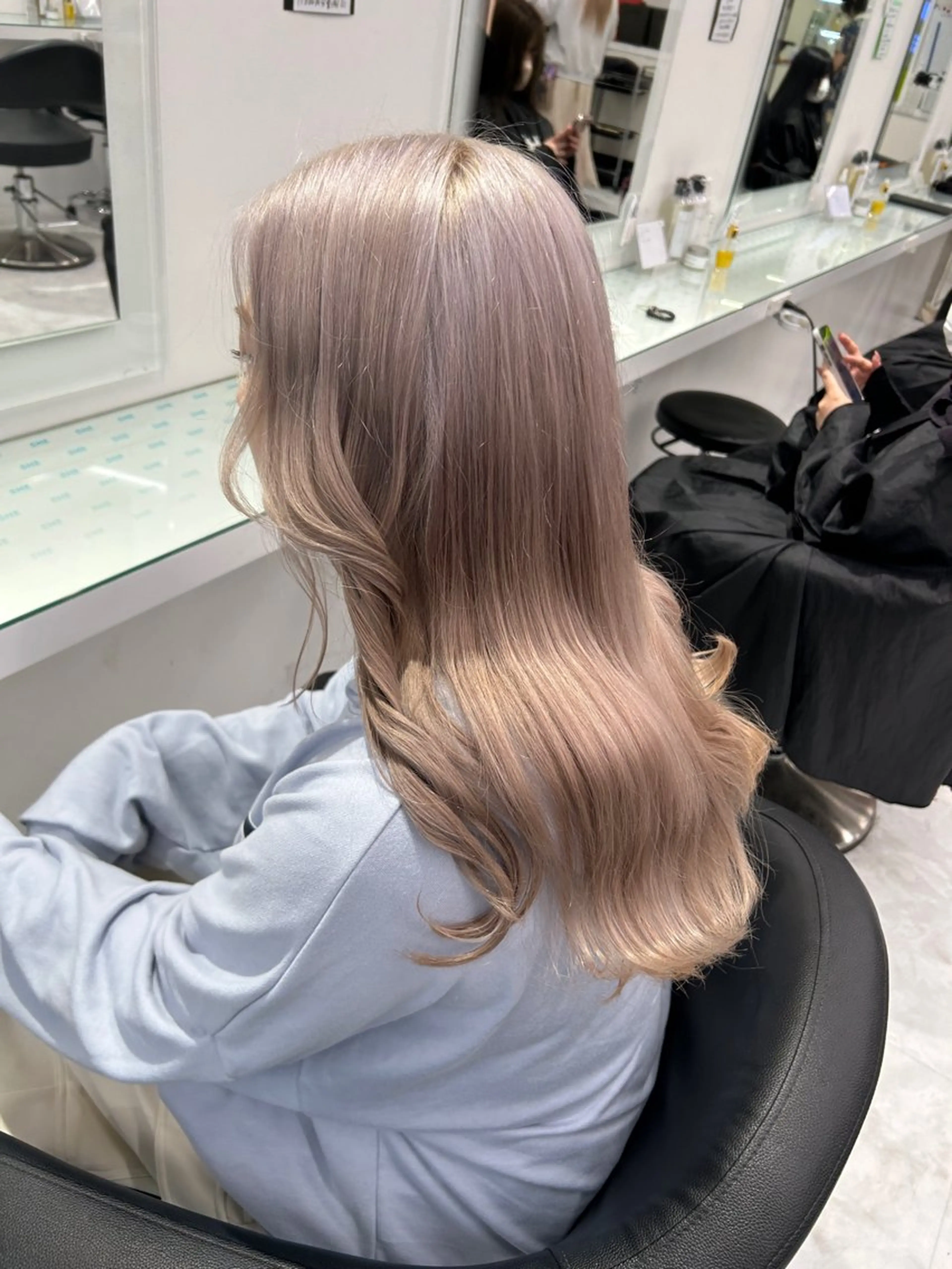 ロング カラー ヘアカラー トリートメント ヘアセット 似合わせハイトーン♡ みつきのヘアスタイル