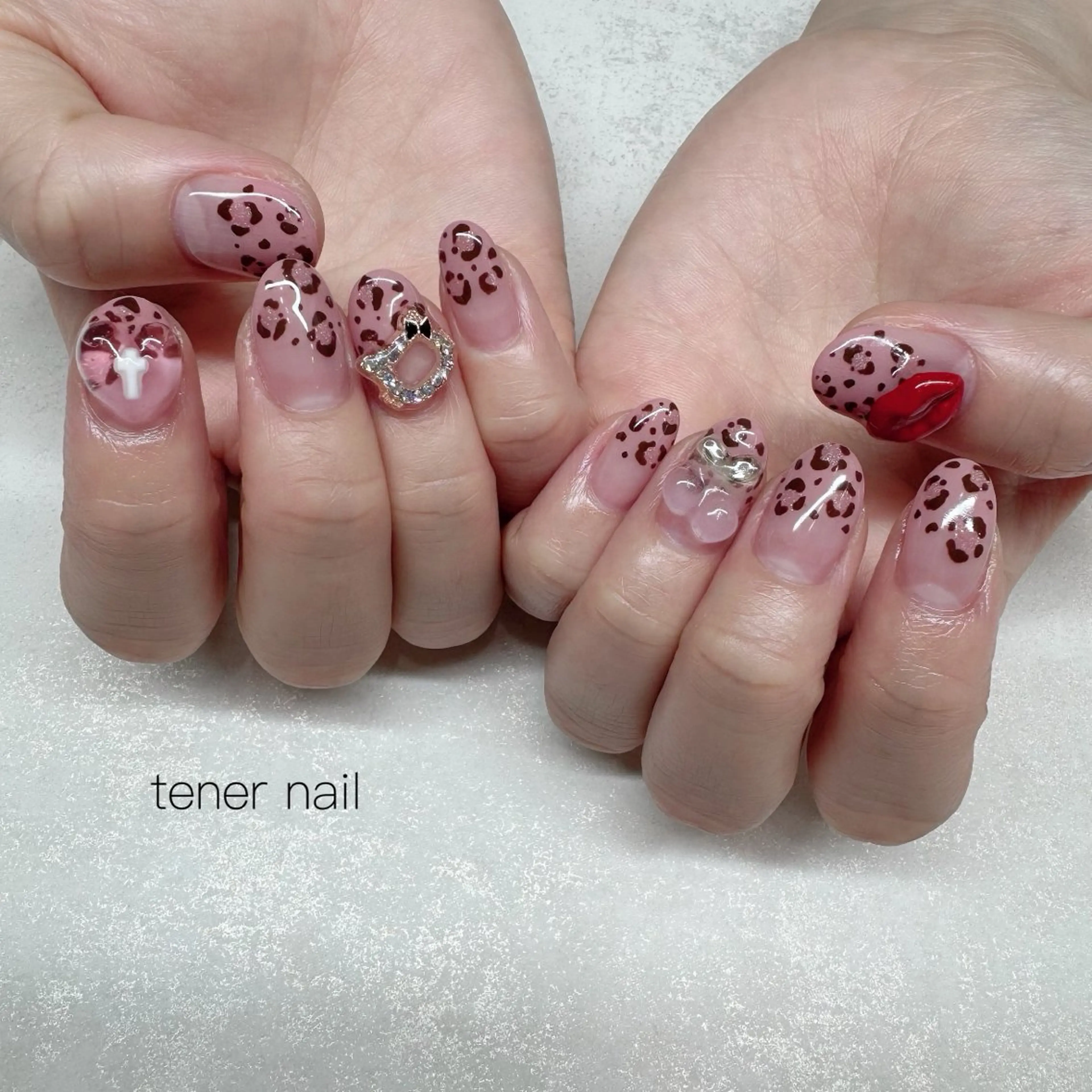 ネイル アニマル柄 ハンドネイル tener  nail  テネルネイル所属・テネルネイル tener nailのネイルデザイン