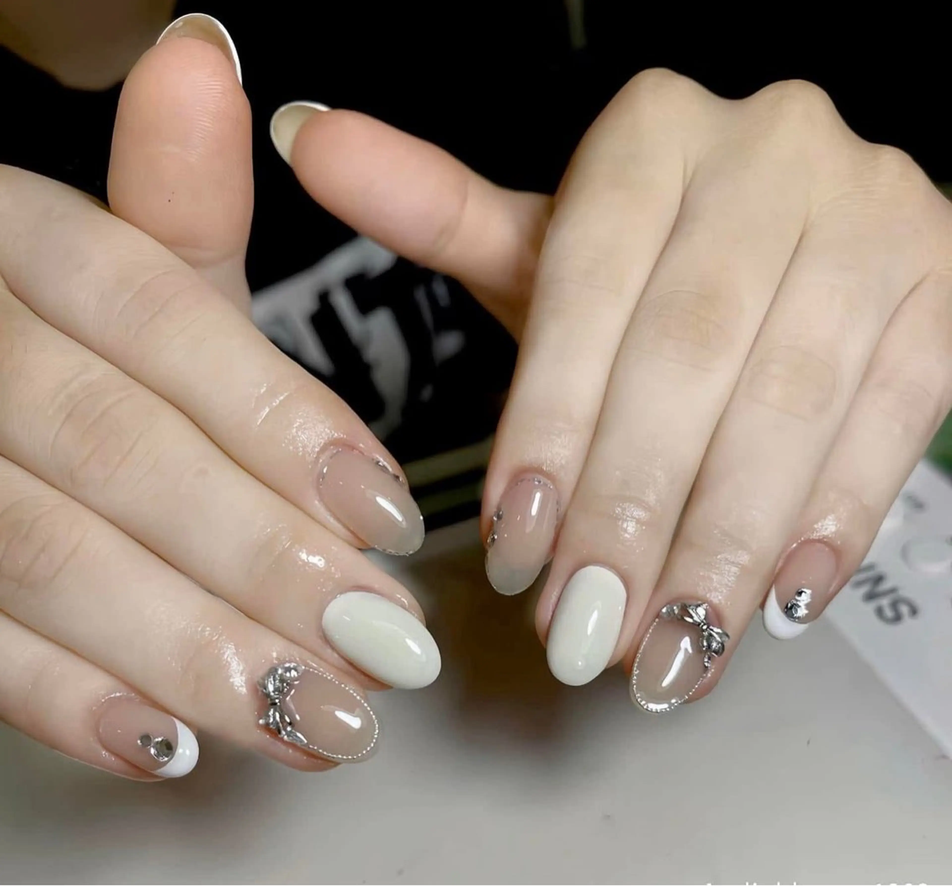 カラー O Ruby Nailのネイルデザイン