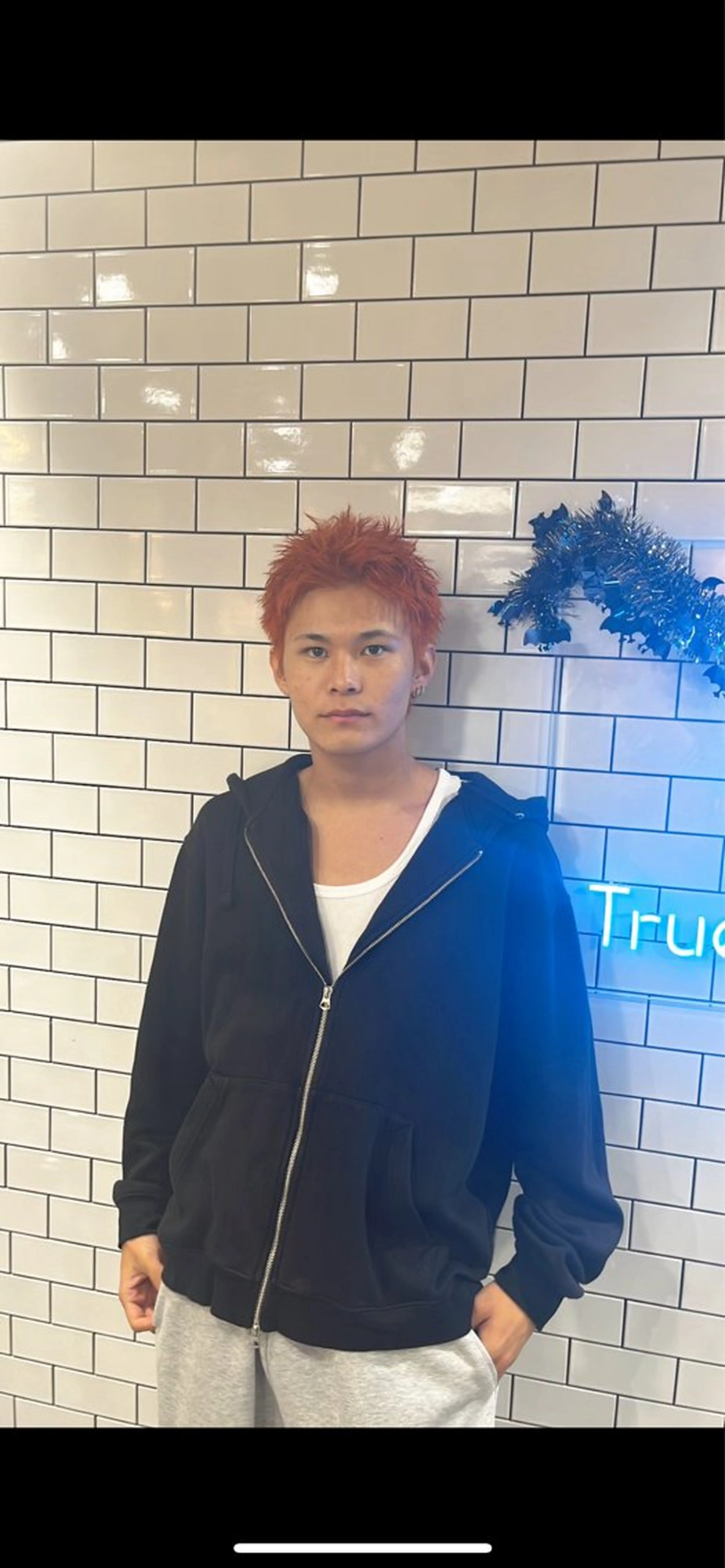 カラー メンズ メンズブリーチ メンズハイトーン スパイキーショート ブリーチ ハイトーンカラー ヘアカラー メンズ特化美容師 /泉壱恵のヘアスタイル