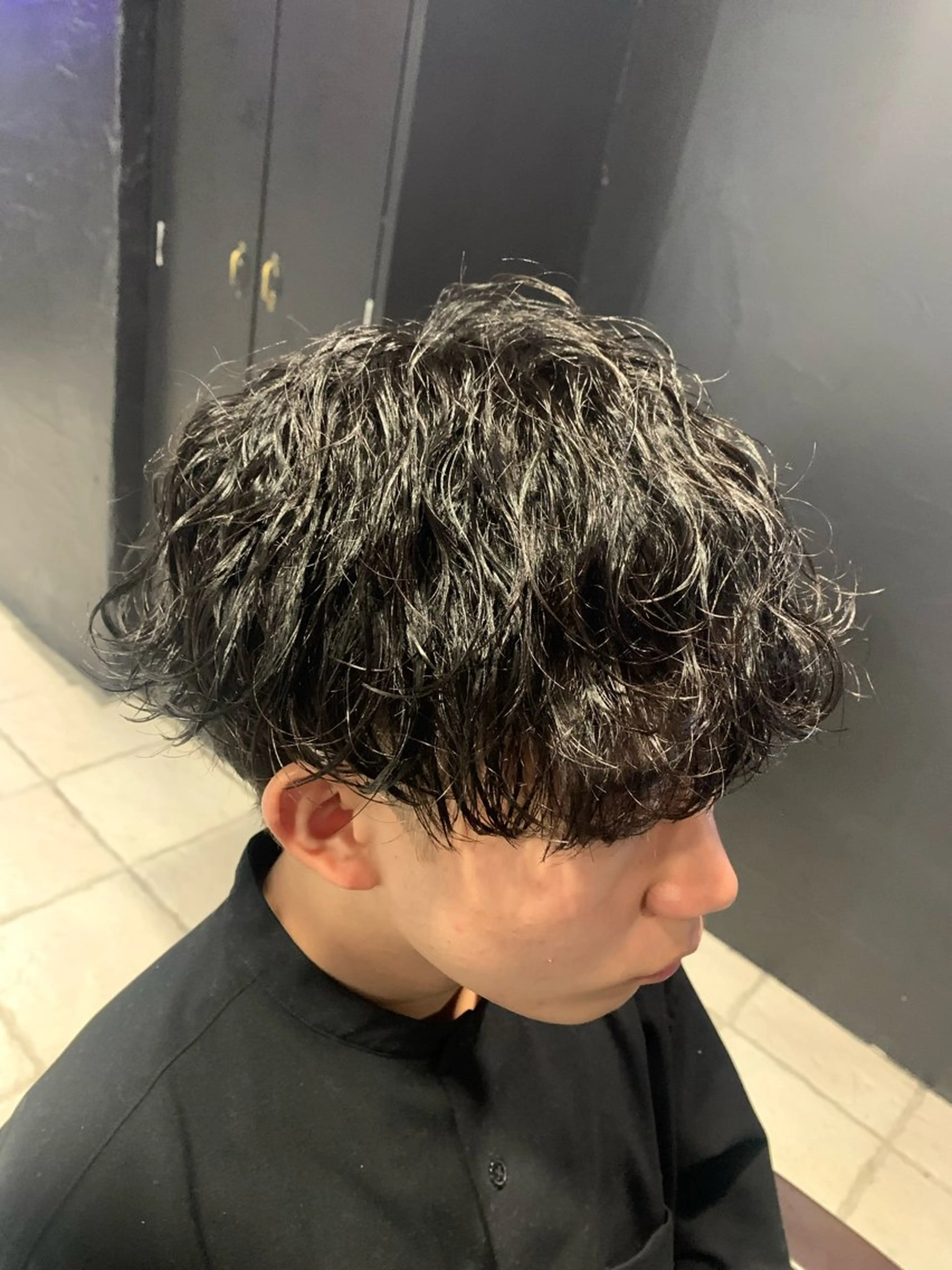 ミディアム メンズ マッシュ 波巻きパーマ メンズパーマ/難波/ 心斎橋　室園亮佑のヘアスタイル