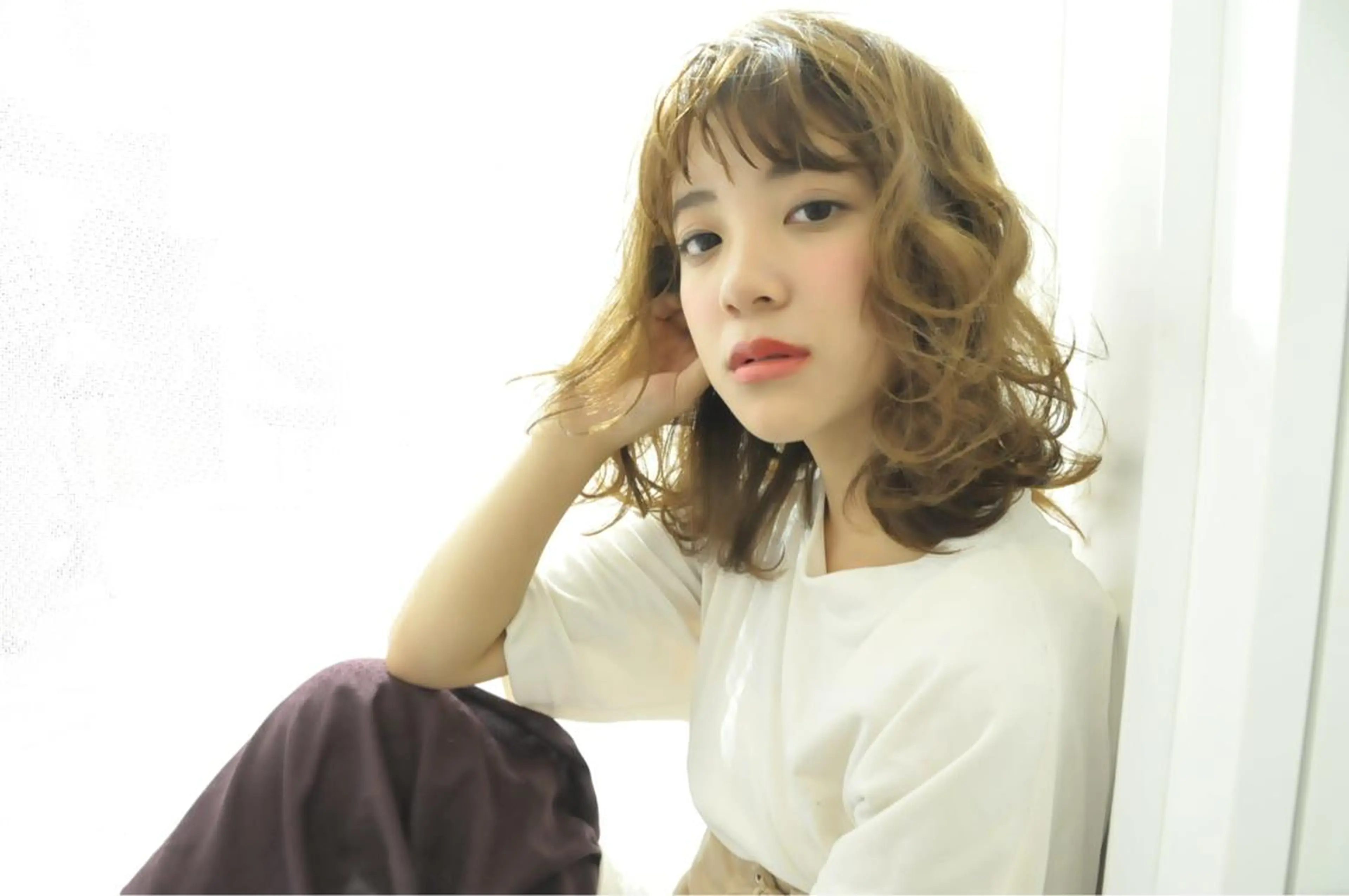 ミディアム カラー パーマ グレージュ カット ヘアカラー トリートメント Neolive caffのヘアスタイル