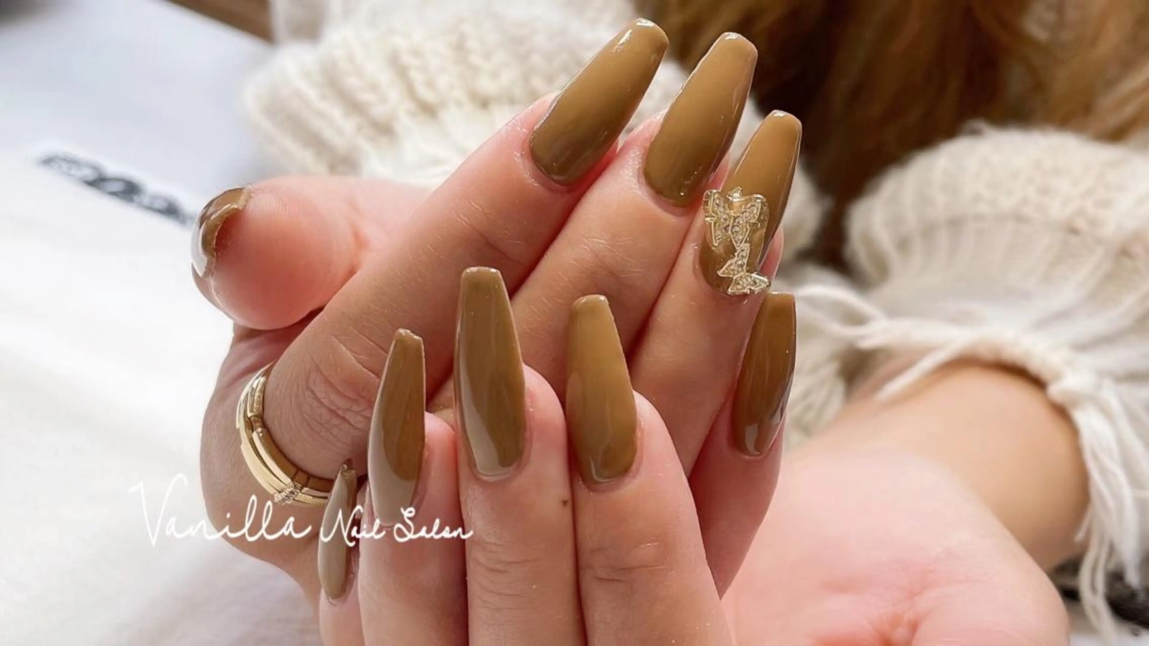 ネイル ストーンネイル ハンドネイル Vanilla ネイルサロン 西川口のネイルデザイン