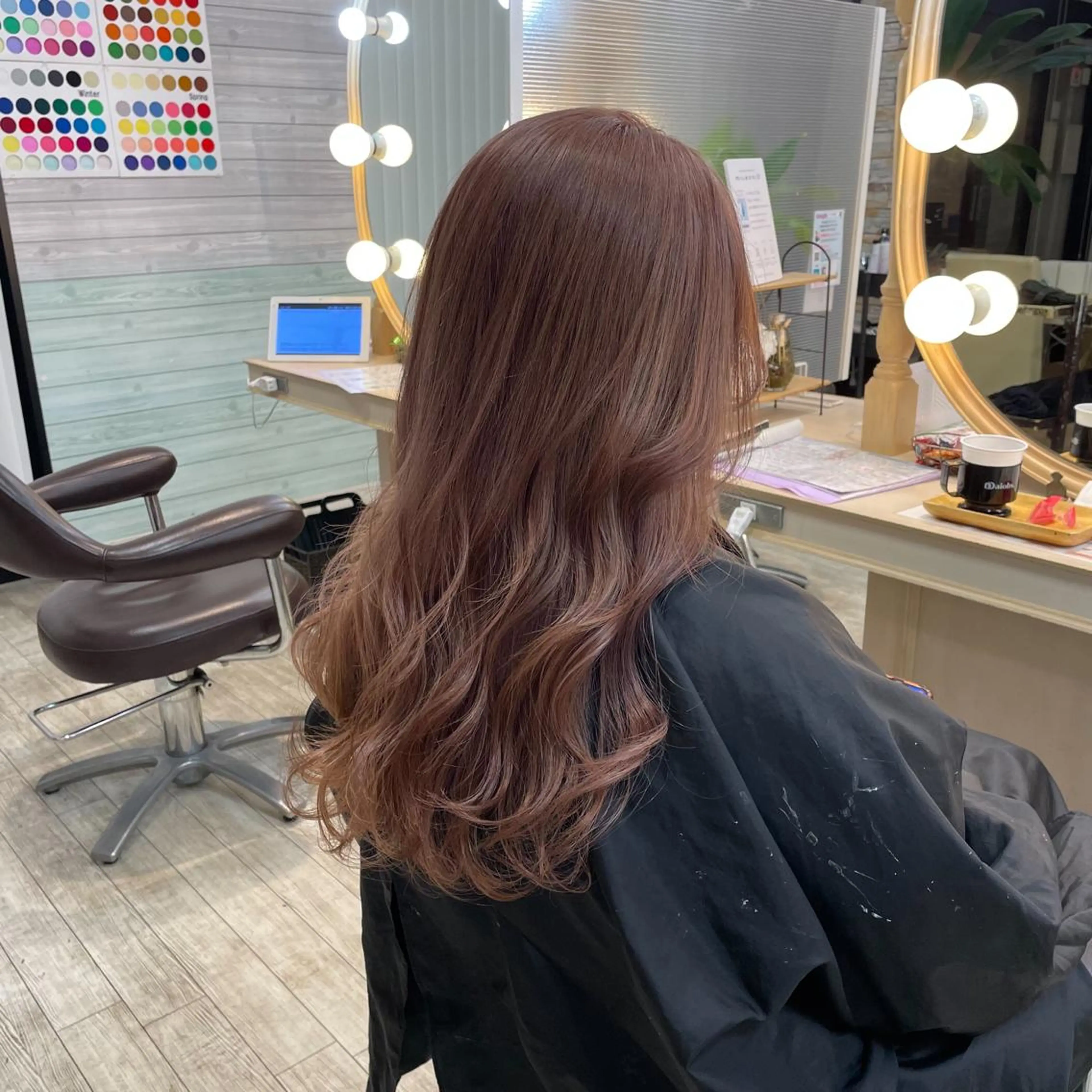 ロング カラー ヘアアレンジ KEEN.渋沢/ 横溝小夏のヘアスタイル