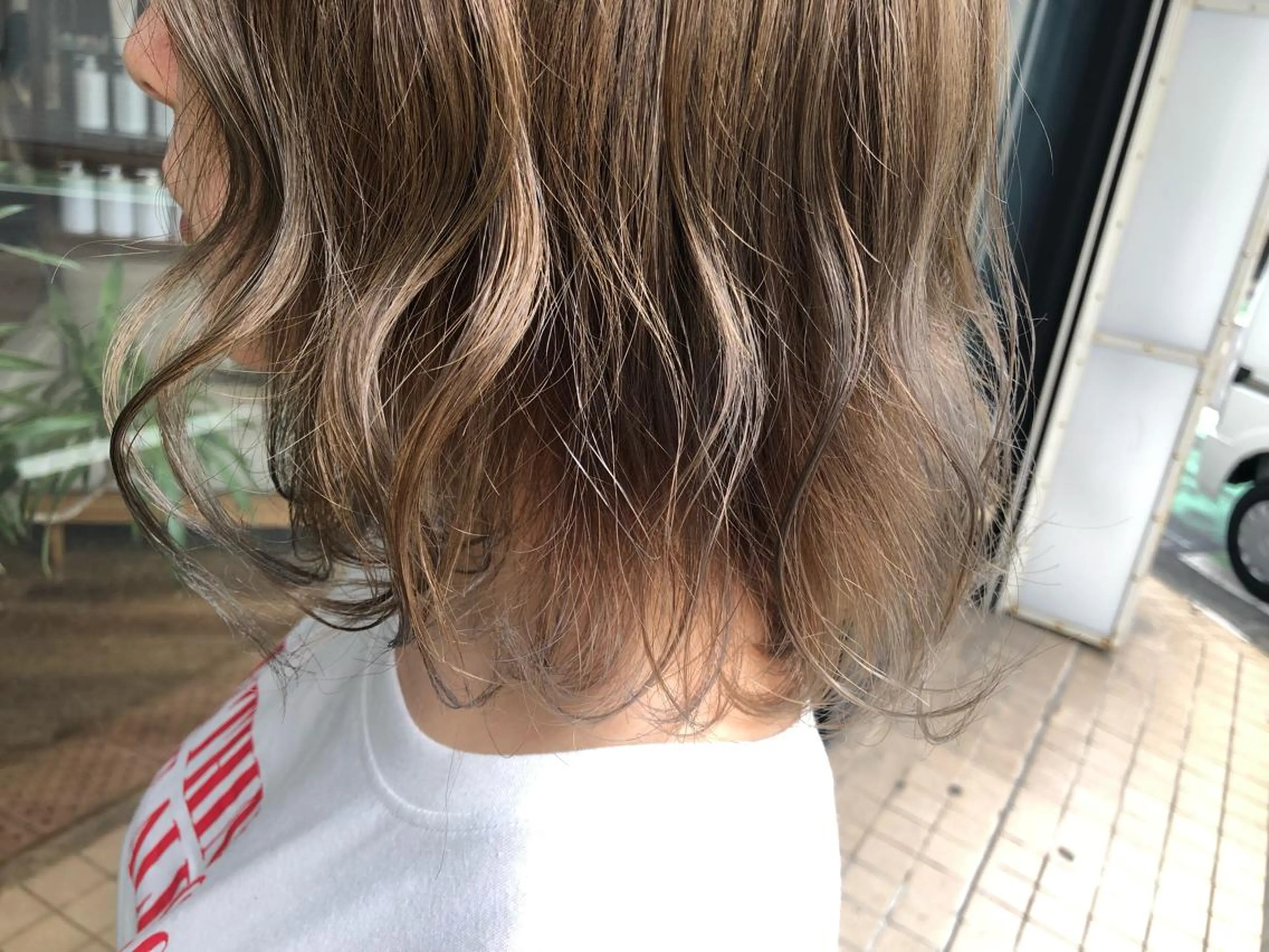 ミディアム ヘアカラー あらい なつみのヘアスタイル