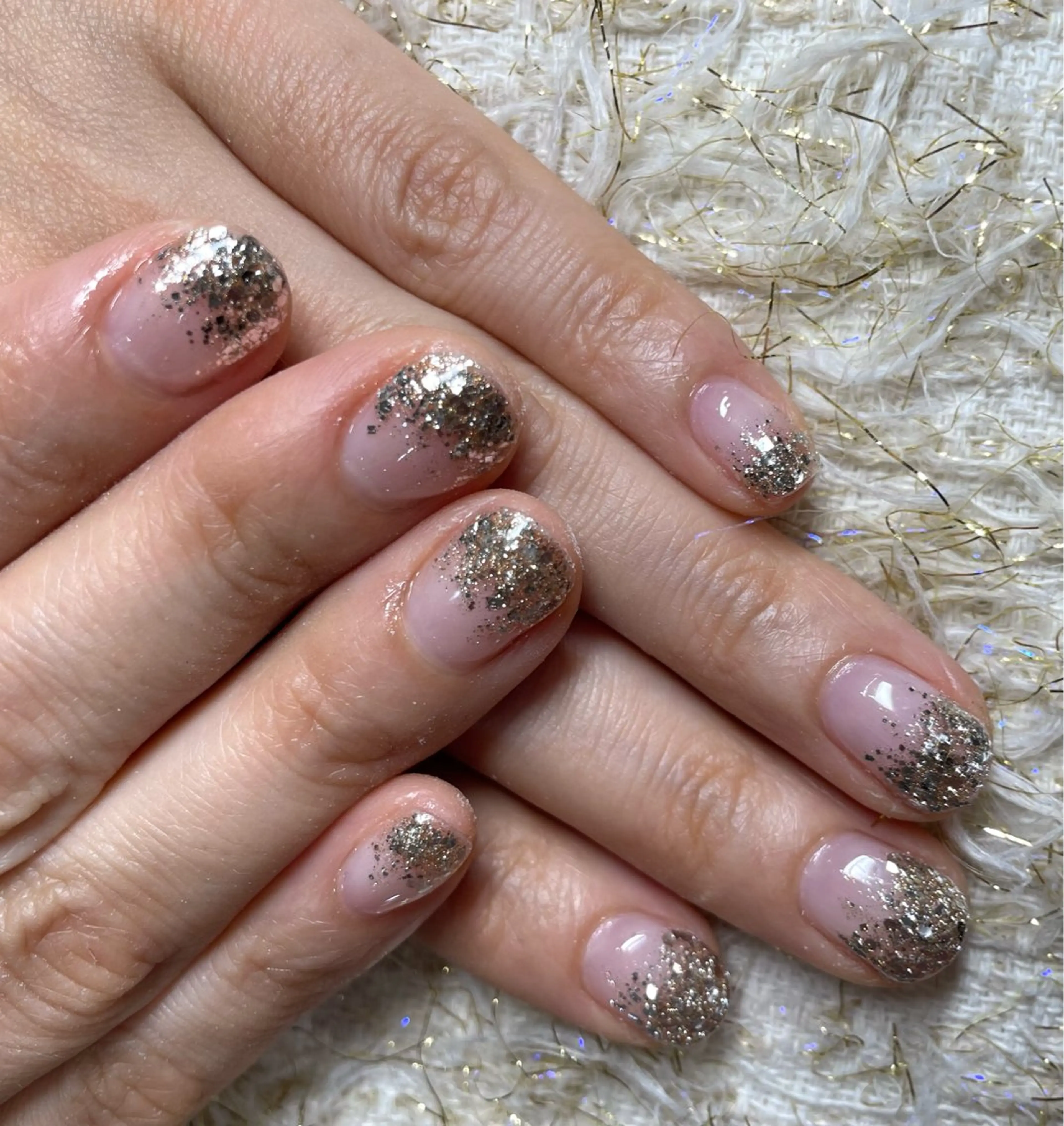 ネイル グラデーション ラメ(グリッター) ラメグラデーション ハンドネイル 橋田 有里奈のネイルデザイン