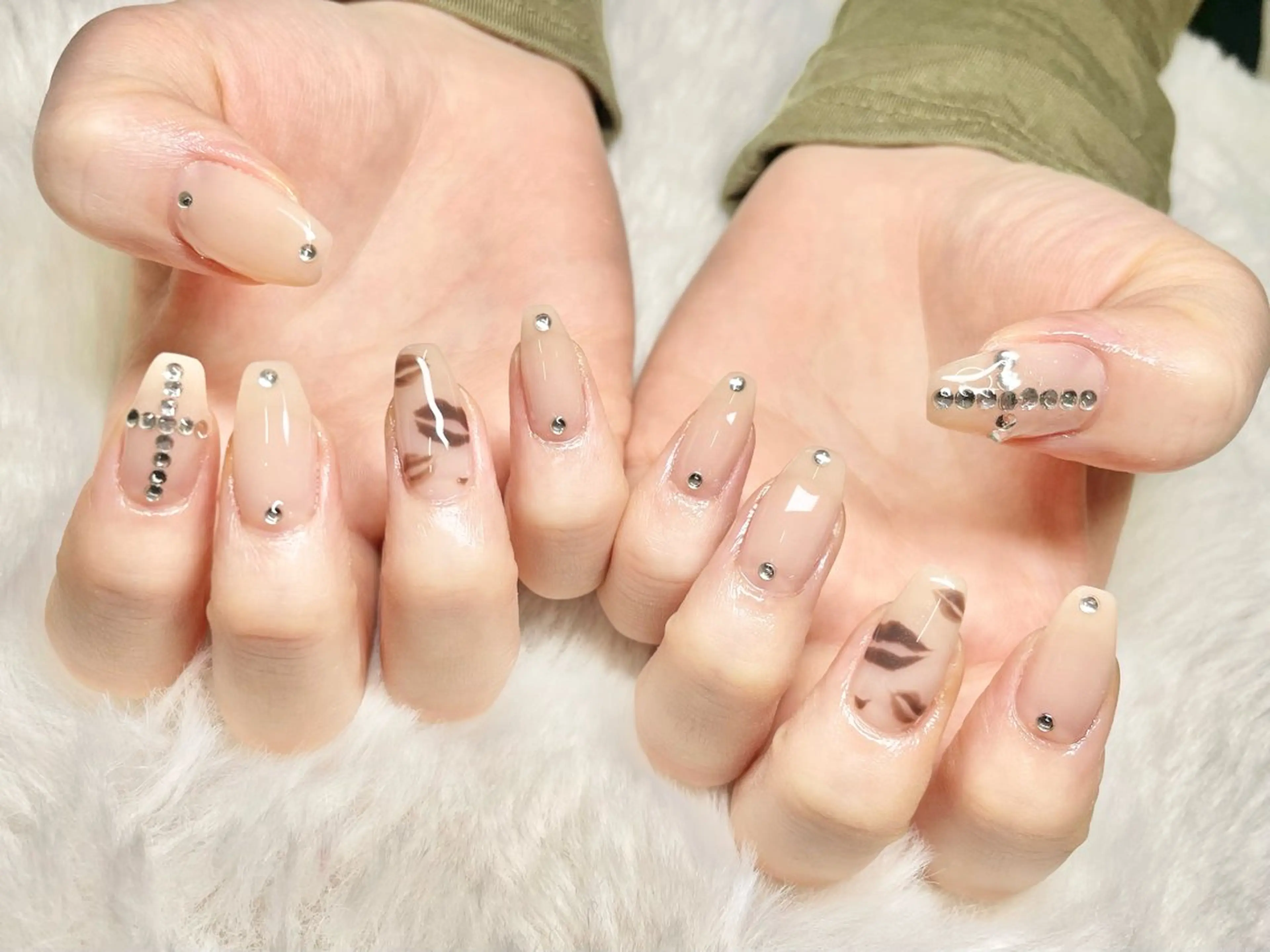 ネイル ハンドネイル FILL nail SHIORIのネイルデザイン