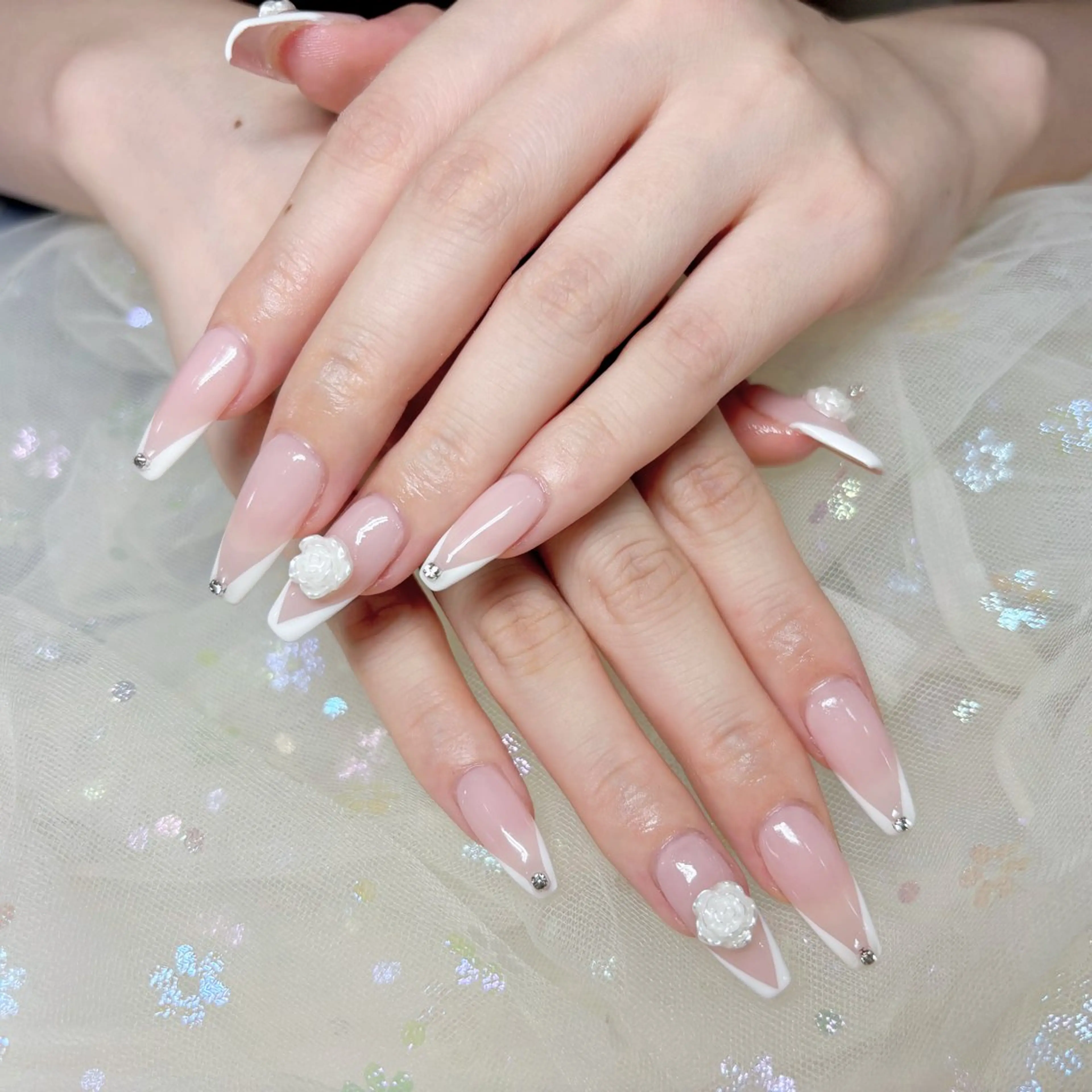 ネイル ハンドネイル H3 Nail Tsuki🦋💙のネイルデザイン