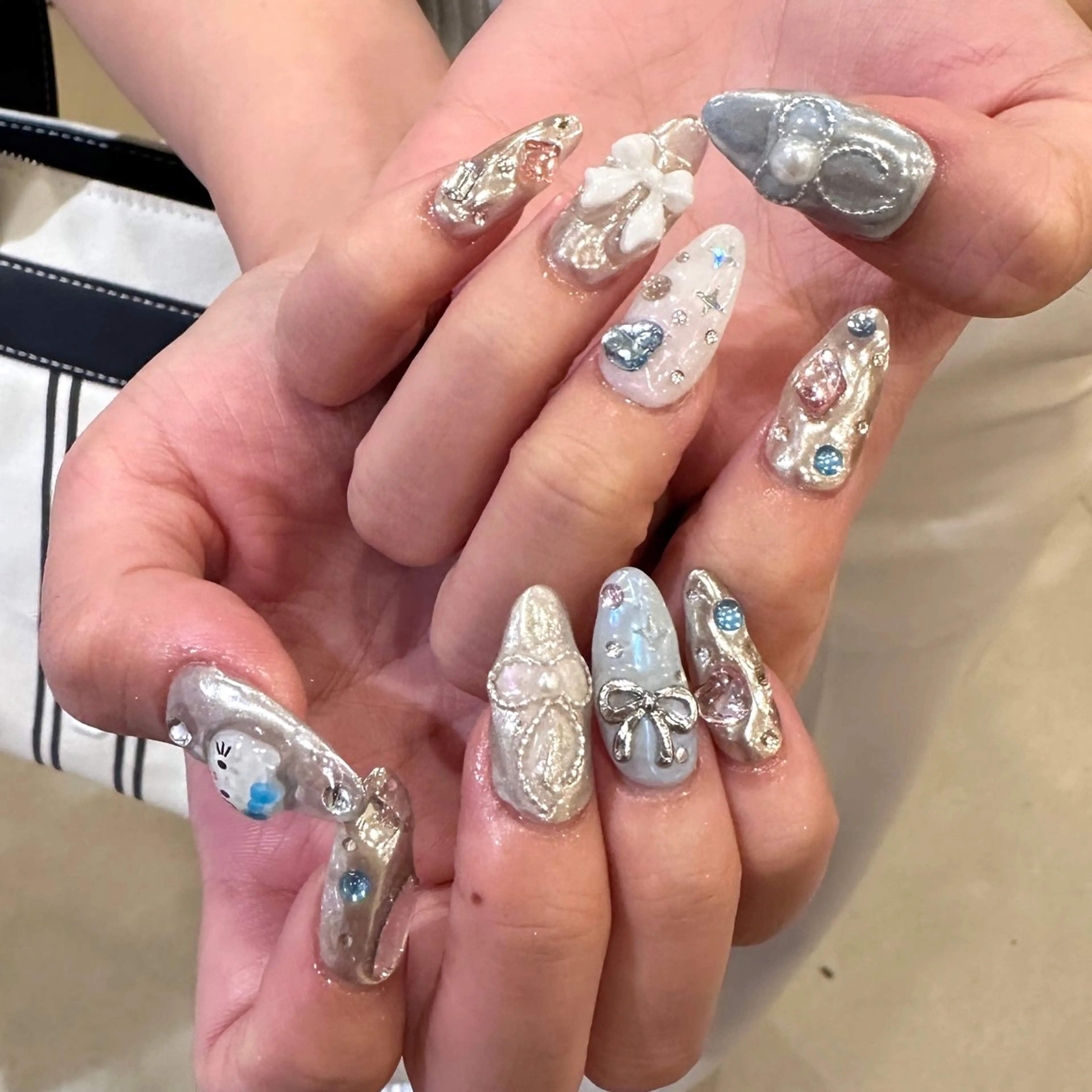 ネイル ハンドネイル 👽個性派ネイル🎀 komachiのネイルデザイン