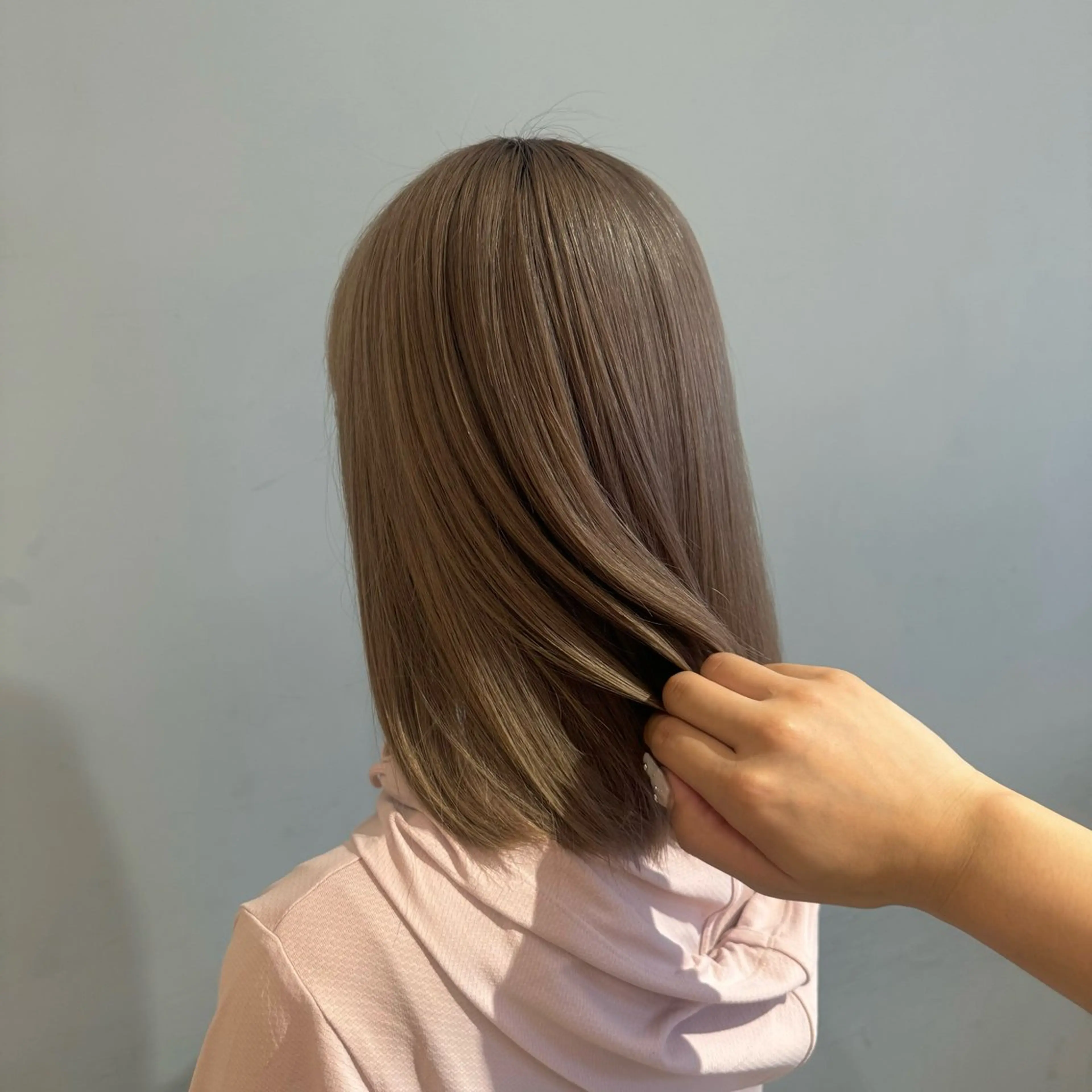 ミディアム カラー ブリーチ ヘアカラー トリートメント 🍀ブリーチ/艶カラ ー🍀 コイケのヘアスタイル