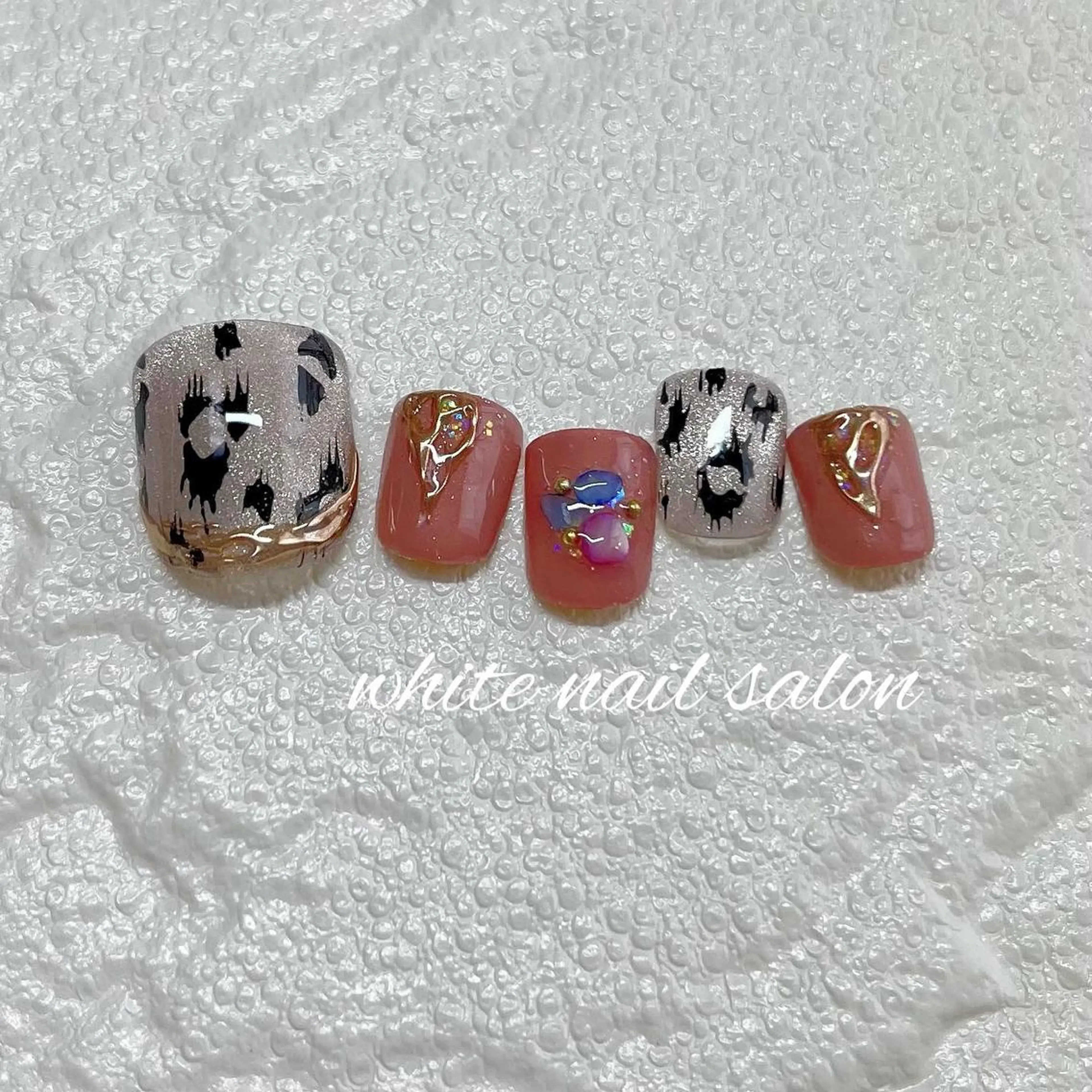 ネイル フットネイル ジェルネイル ハードジェル ラメ(グリッター) 持ち込み フットネイル white nail salonのネイルデザイン