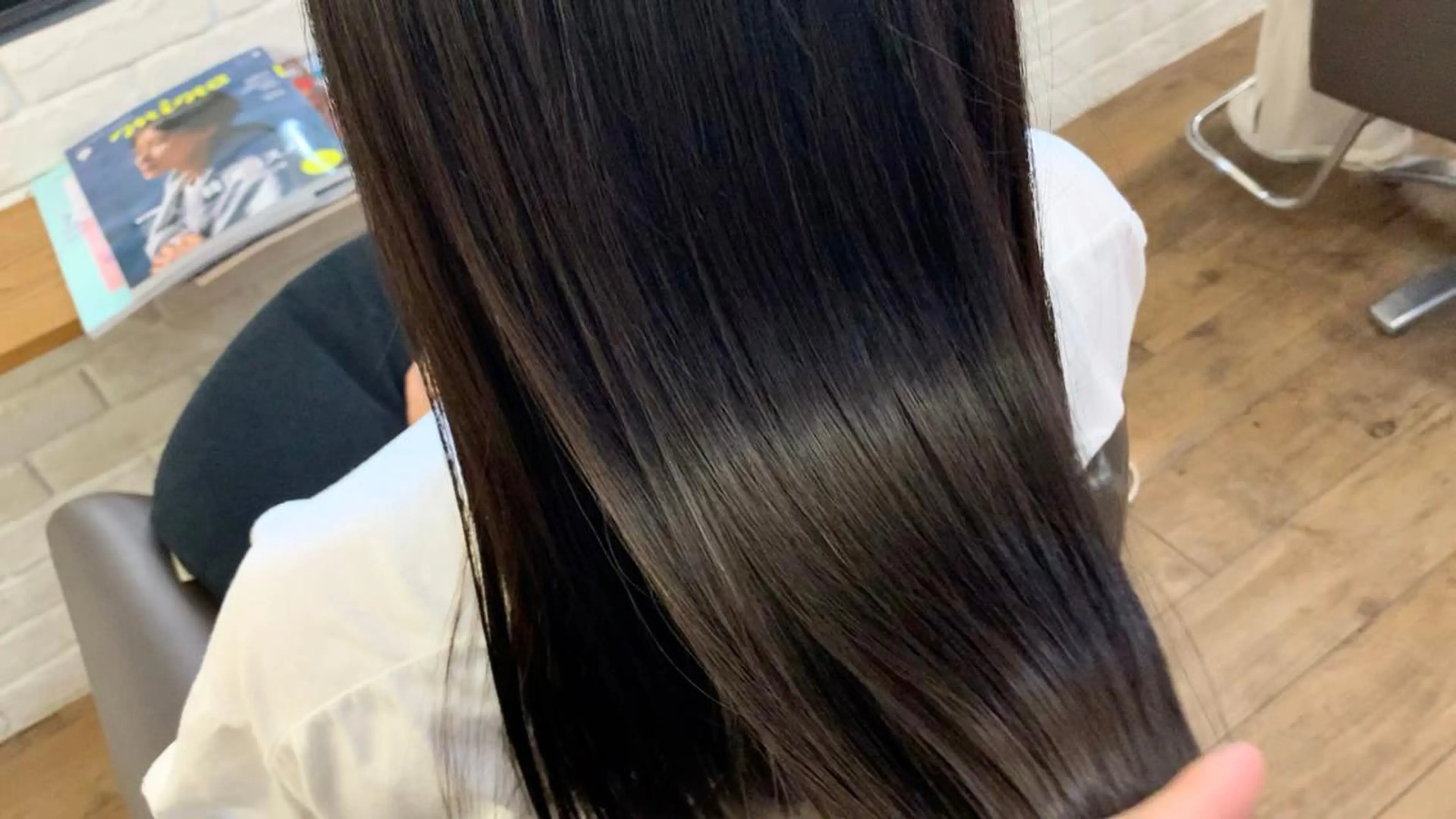 ロング 縮毛矯正 齋藤 リクのヘアスタイル