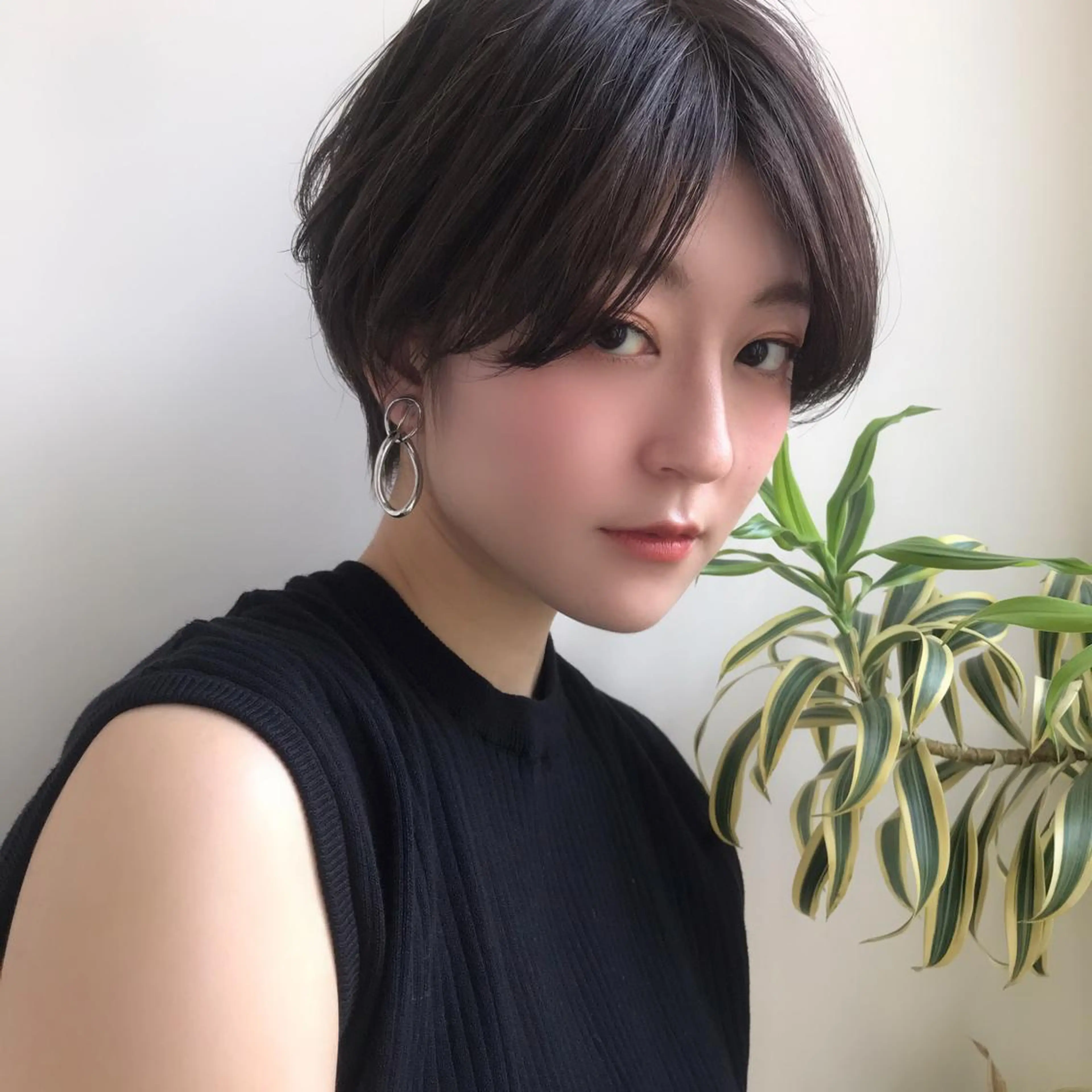 ショート カット ヘアカラー トリートメント イメチェンカット✂️ 錦糸町佐藤店長のヘアスタイル