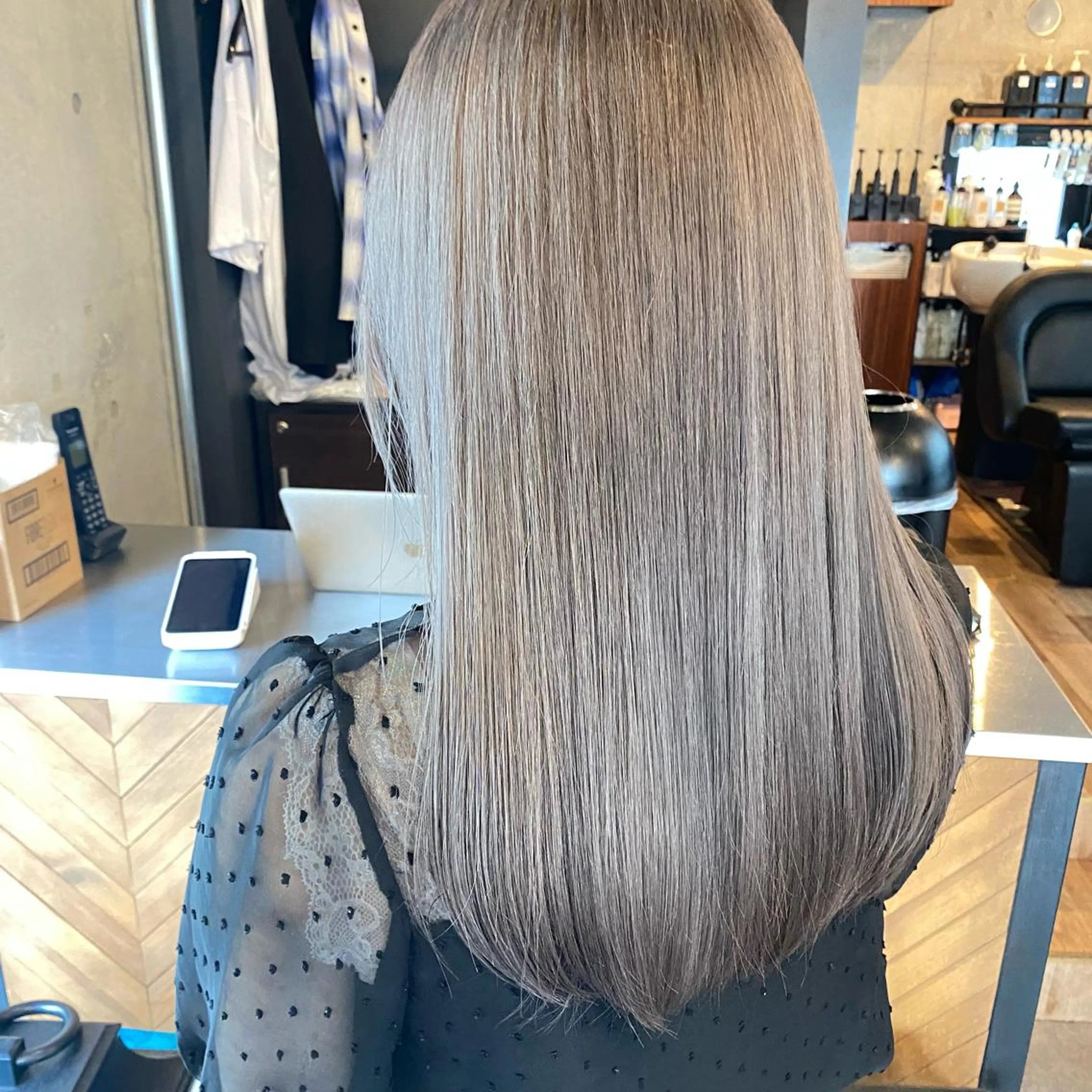 ロング カラー 艶髪ブリーチ 永井竜也のヘアスタイル