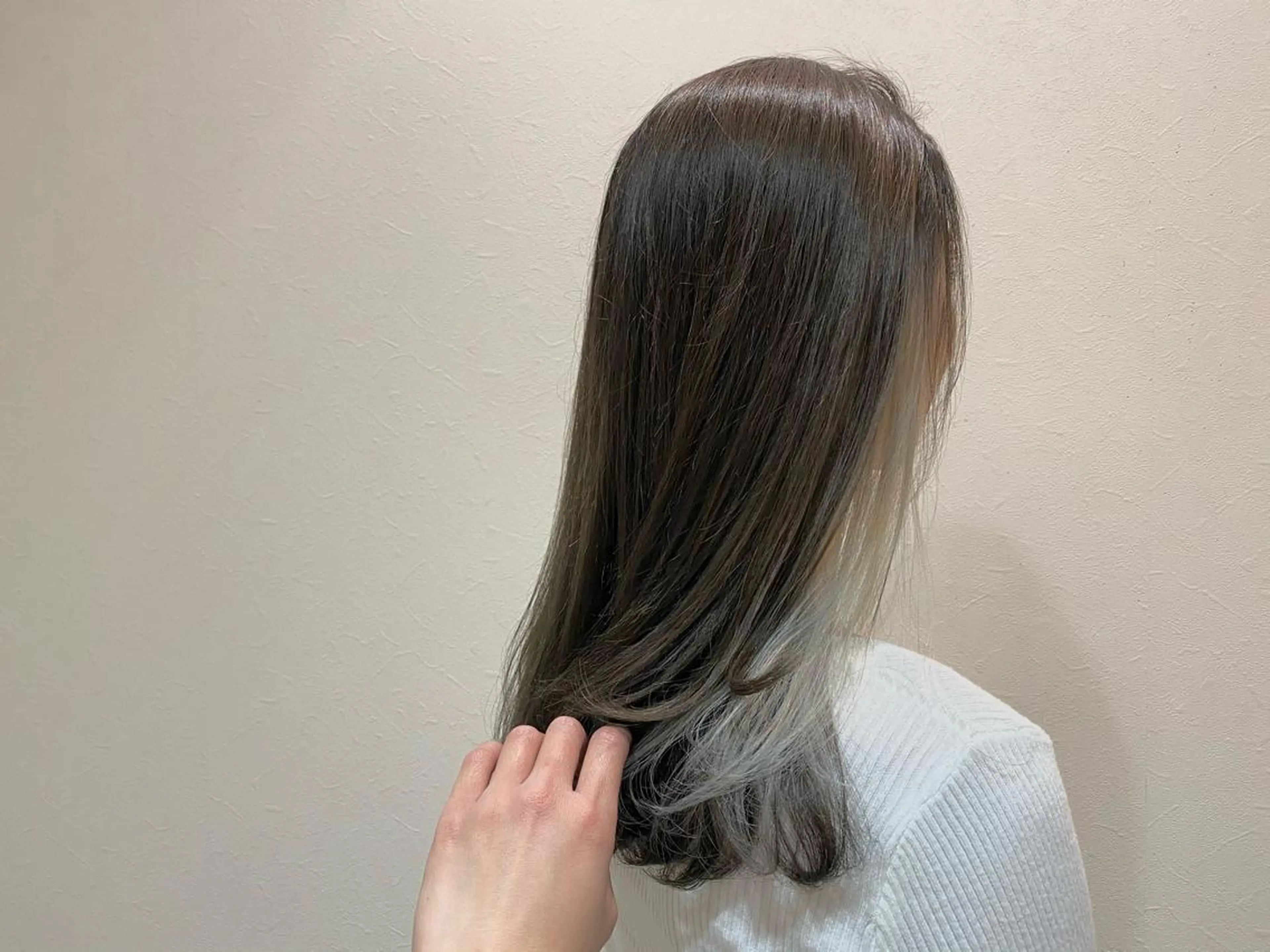 ロング カラー Ma hoのヘアスタイル