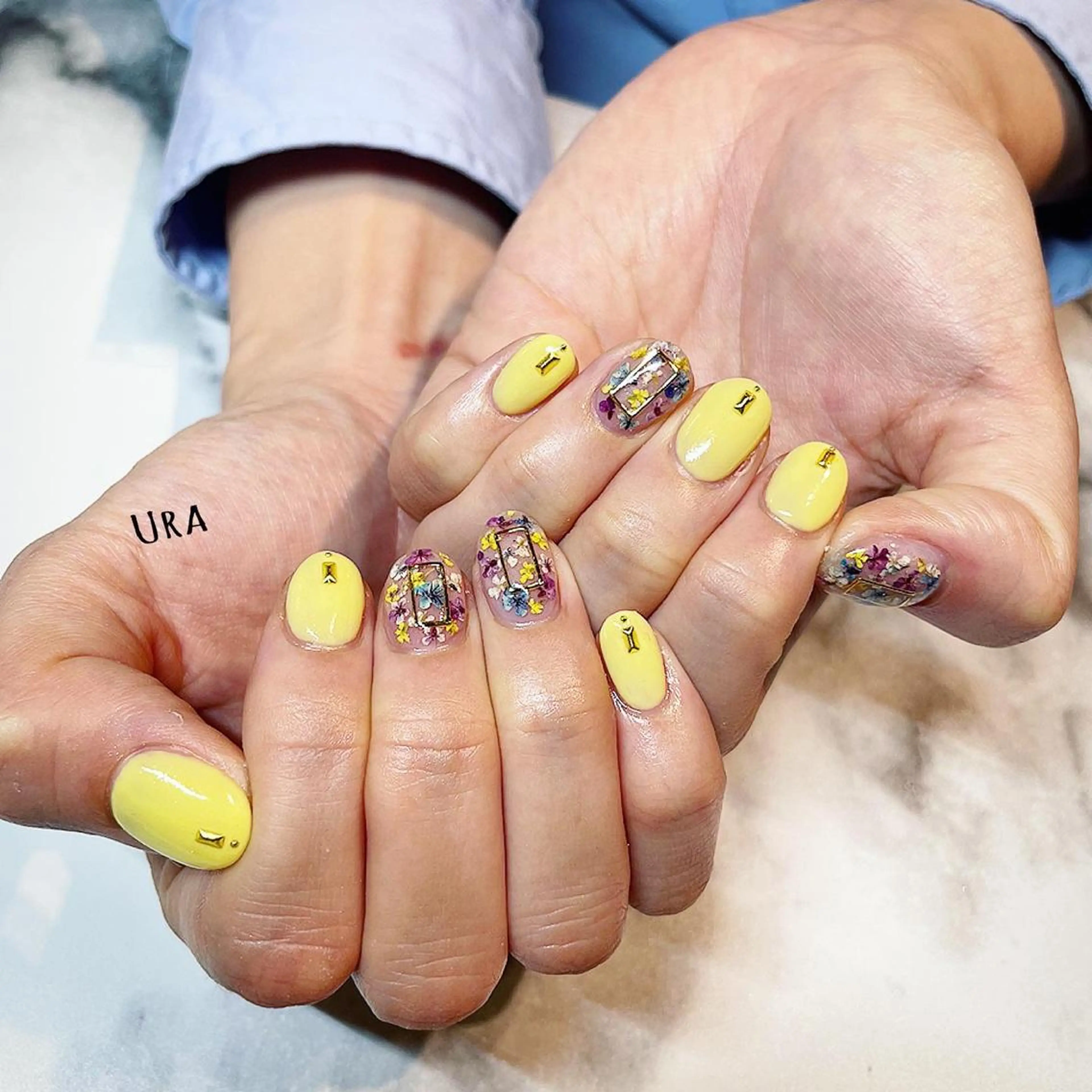 ネイル UrakoNail 《nail》のネイルデザイン