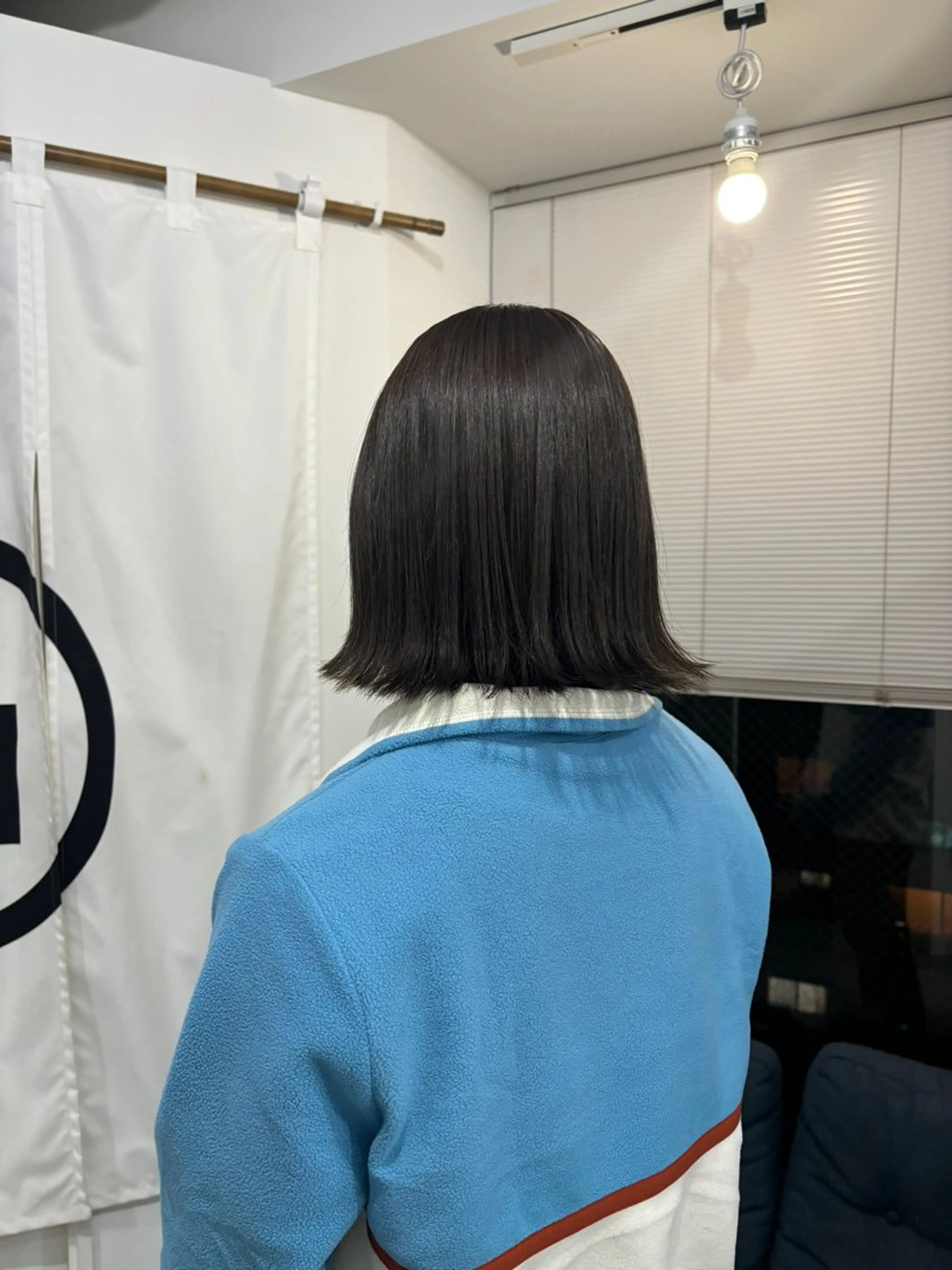 ショート カラー ベージュカラー オリーブベージュ 亜海 /縮毛矯正のヘアスタイル