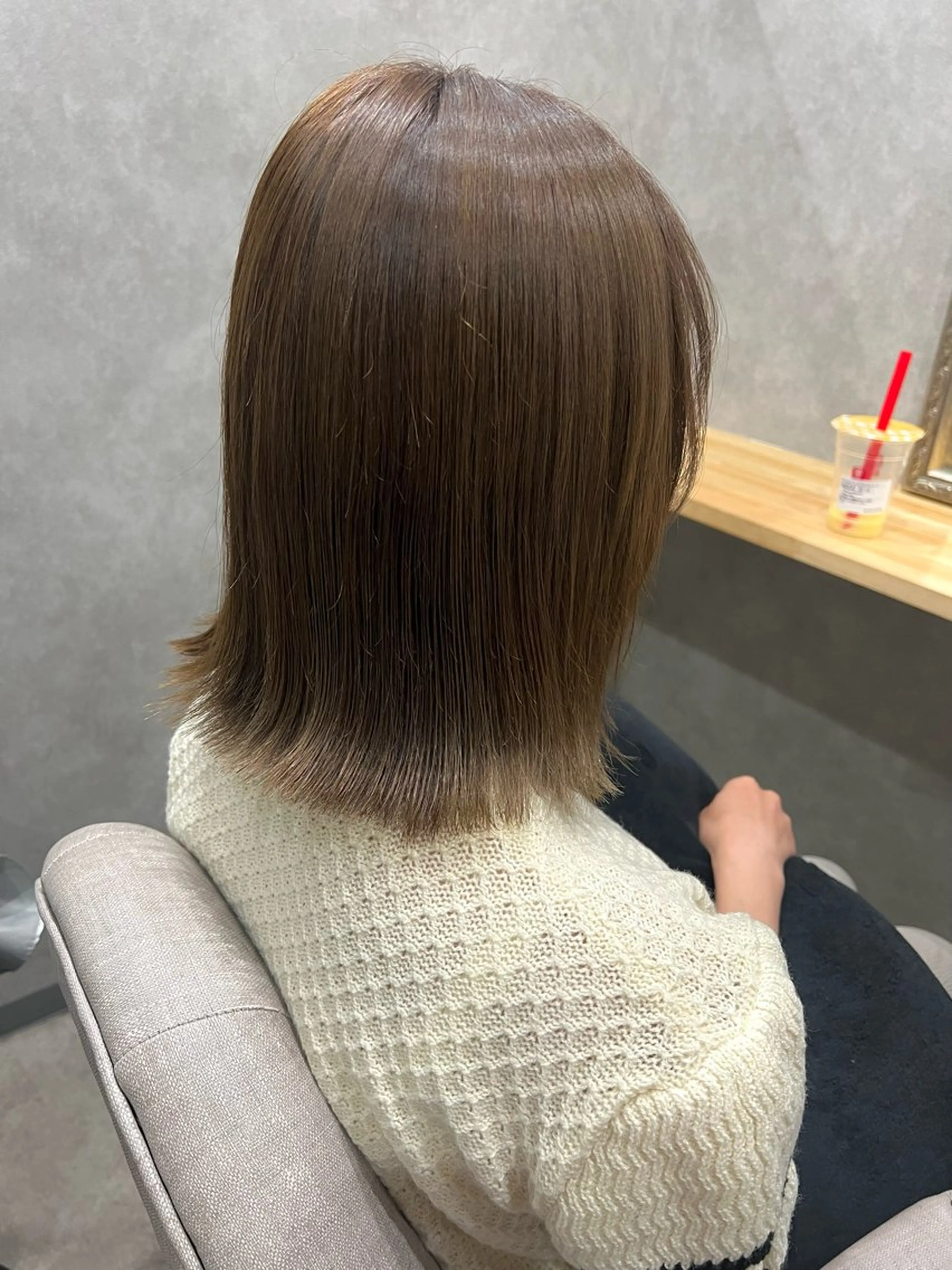 ミディアム カラー ベージュカラー 透明感カラー オリーブベージュ カット ヘアカラー トリートメント 🎀🕊RION 🩰のヘアスタイル