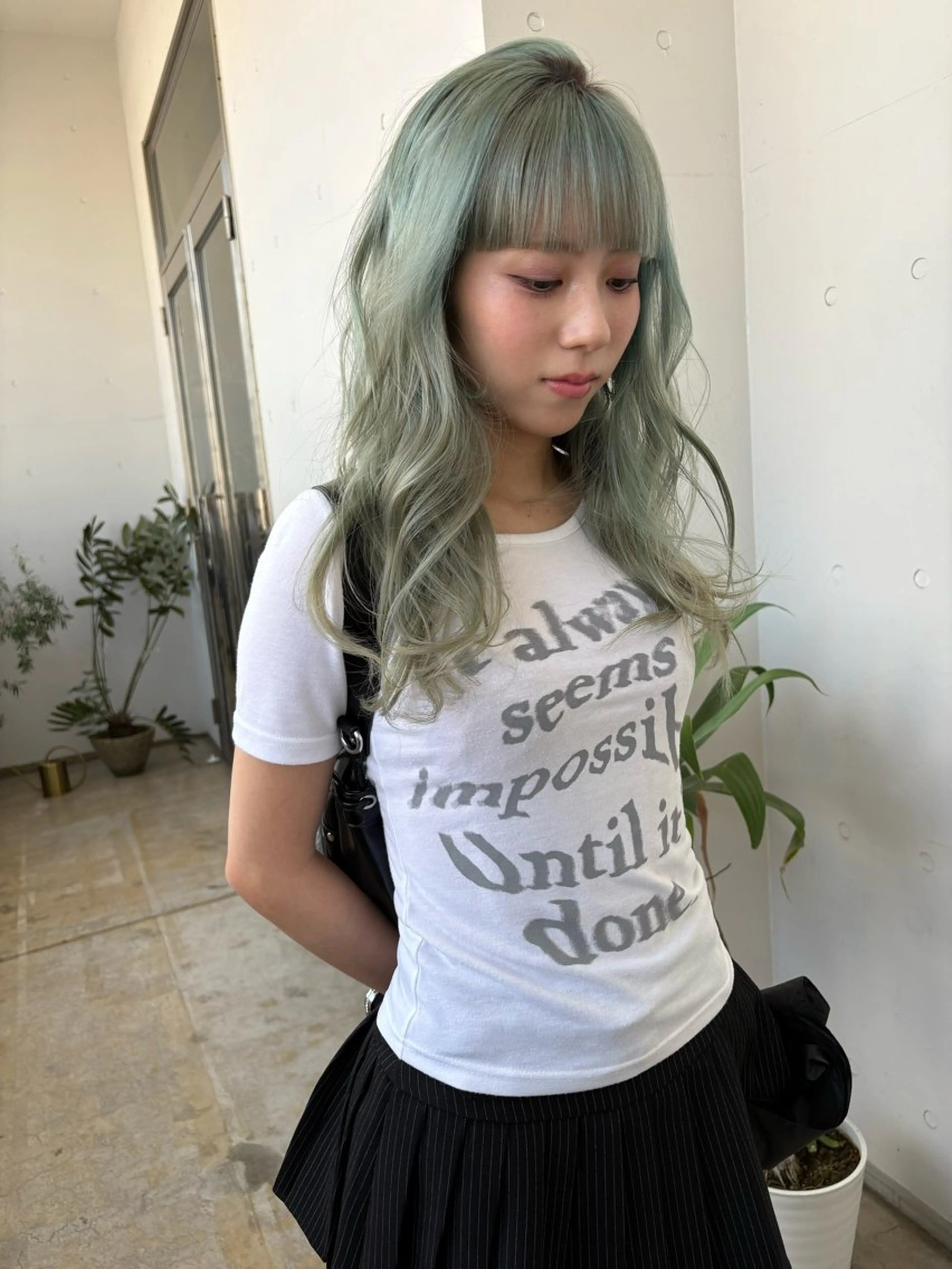 セミロング カラー ベージュカラー ブリーチ peto ゴトリのヘアスタイル