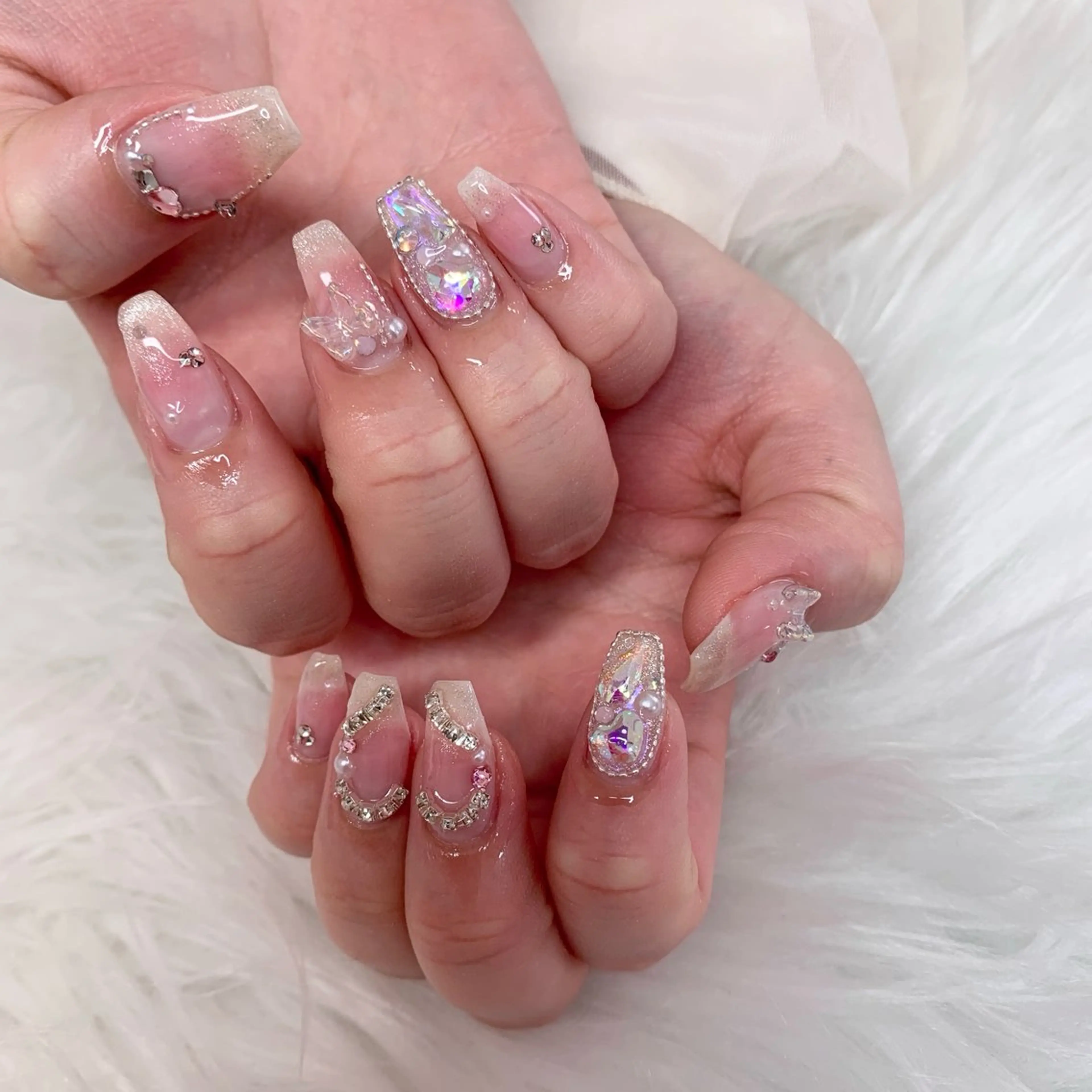 ネイル ハート ハンドネイル La neige* yuki 🥯🍑のネイルデザイン